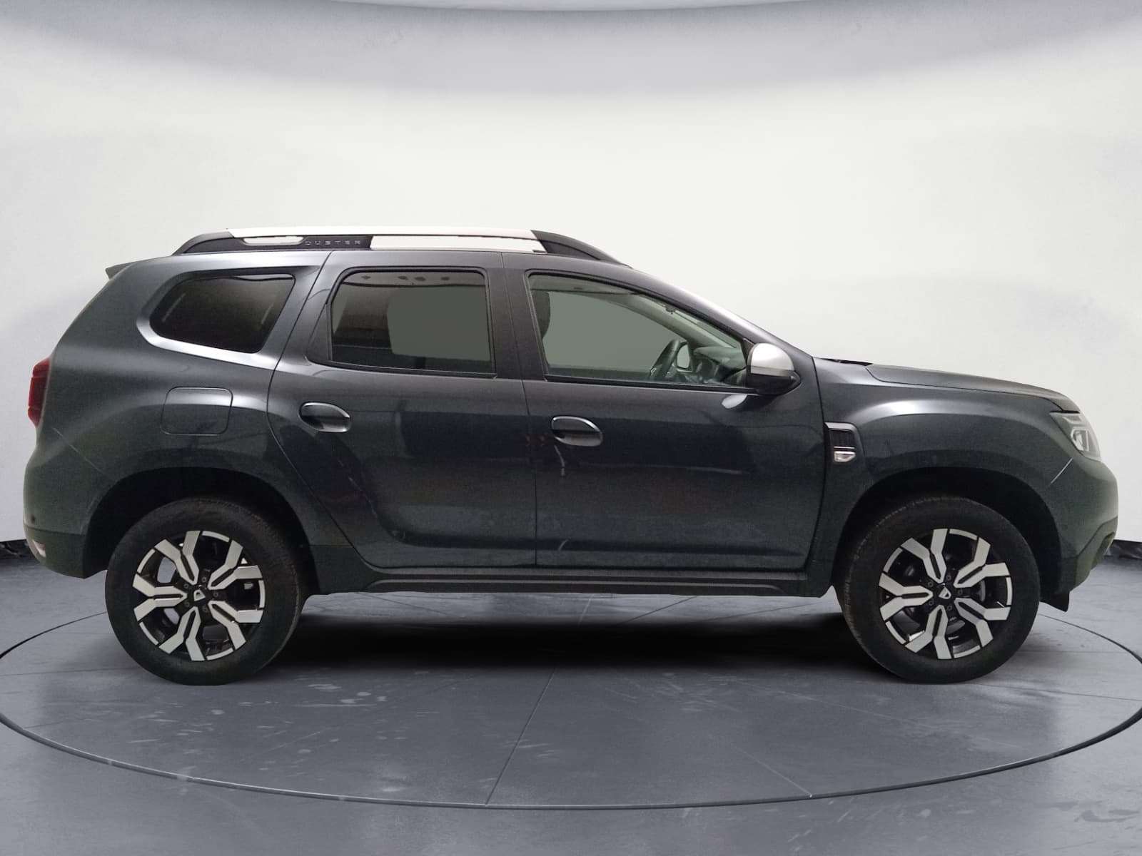 Photo 4 du véhicule DACIA DUSTER