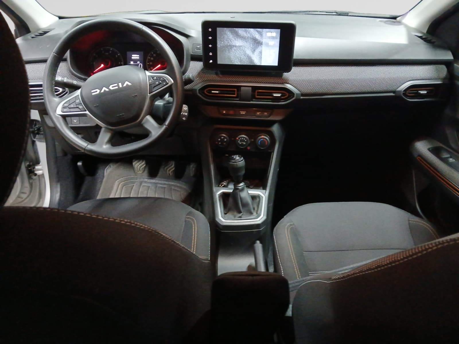Photo 11 du véhicule DACIA SANDERO