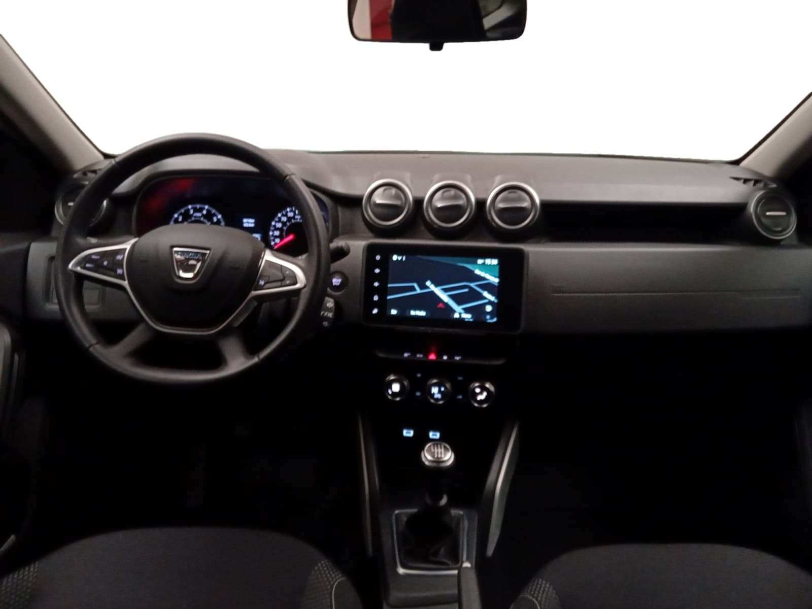 Photo 10 du véhicule DACIA DUSTER
