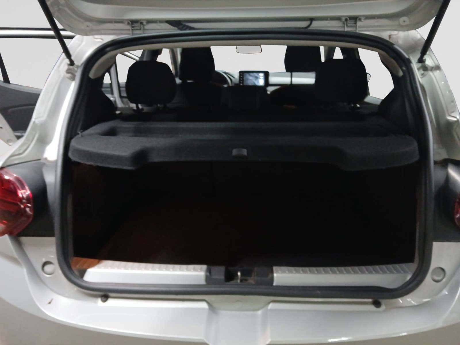 Photo 15 du véhicule DACIA SANDERO