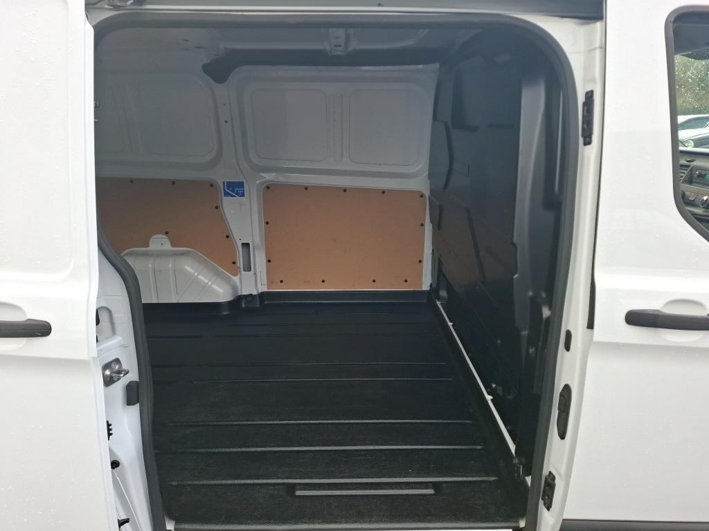 Photo 6 du véhicule FORD TRANSIT CUSTOM FOURGON