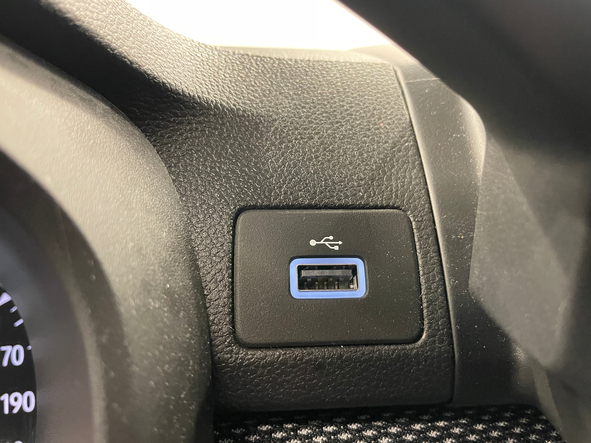 Photo 36 du véhicule DACIA SANDERO