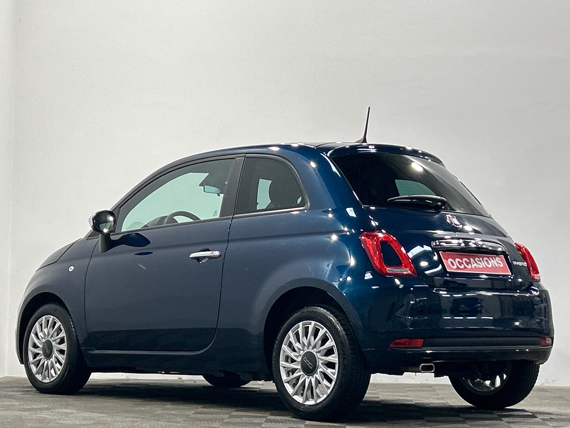Photo 4 du véhicule FIAT 500