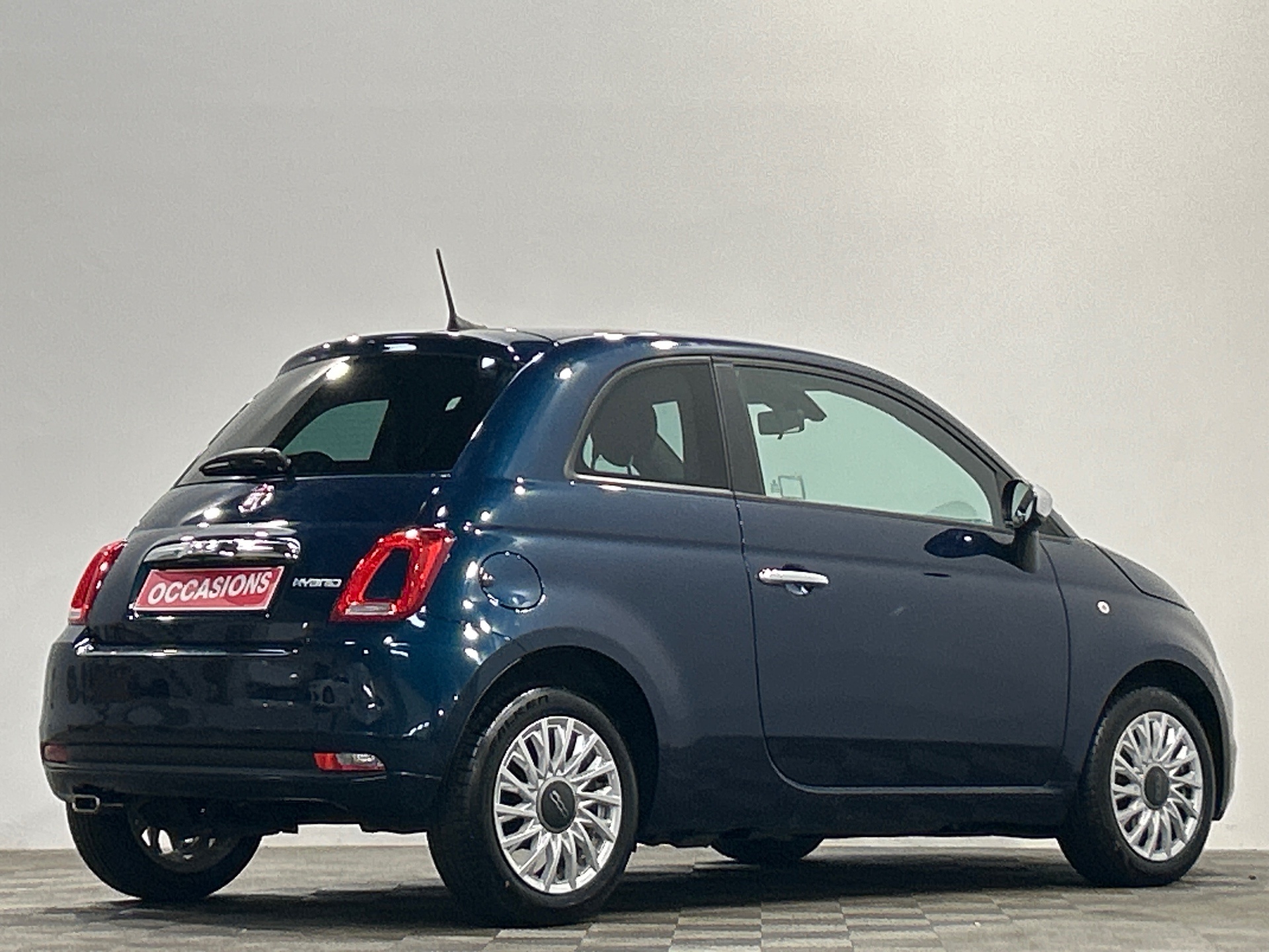 Photo 3 du véhicule FIAT 500