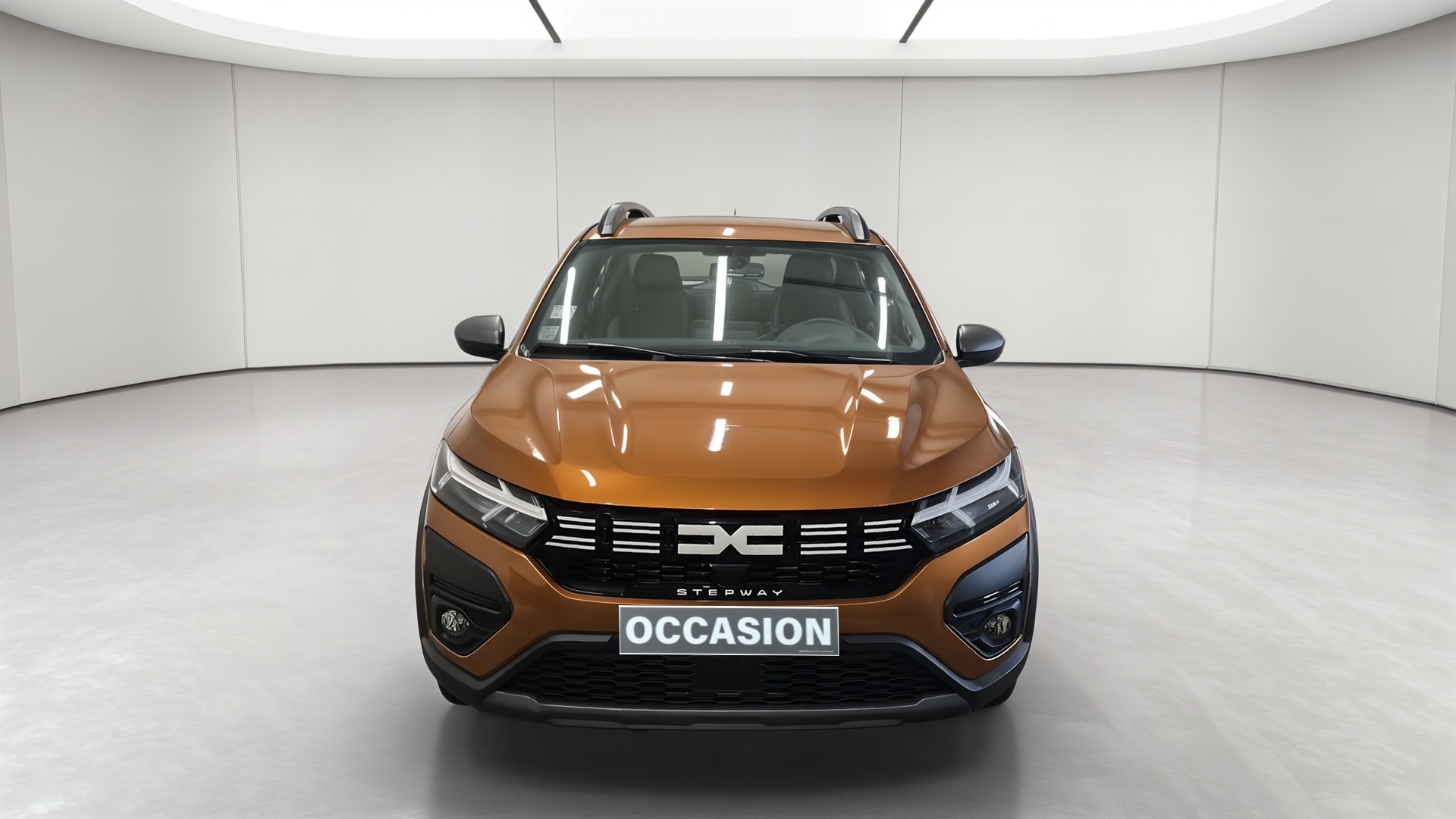 Photo 2 du véhicule DACIA SANDERO