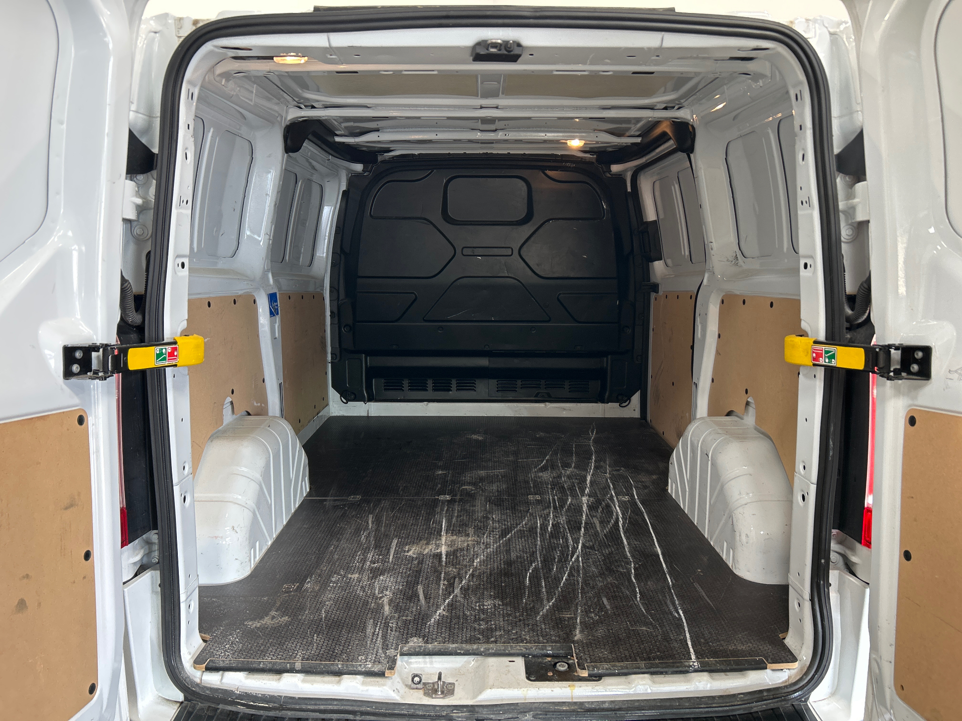 Photo 32 du véhicule FORD TRANSIT CUSTOM