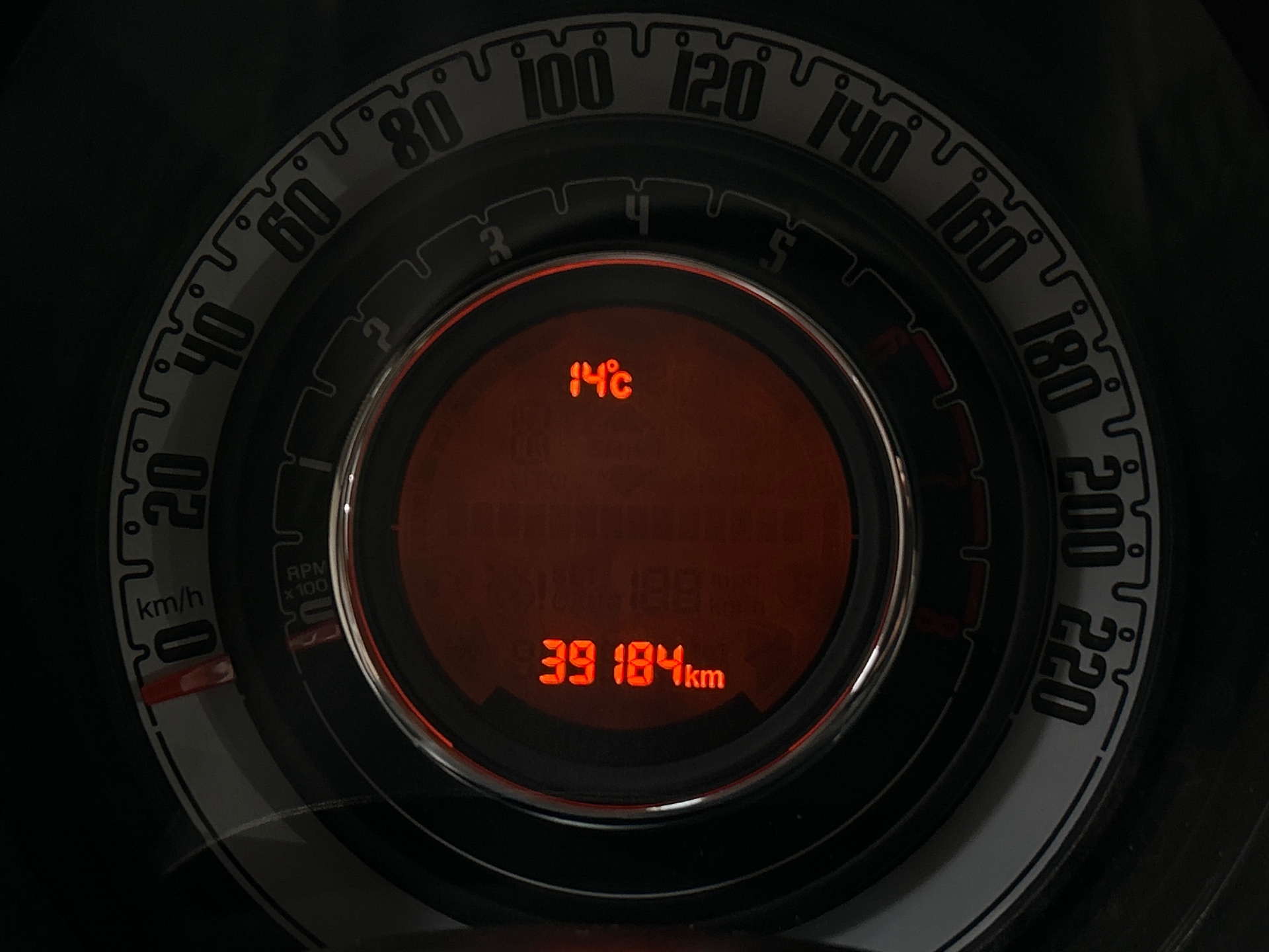 Photo 37 du véhicule FIAT 500