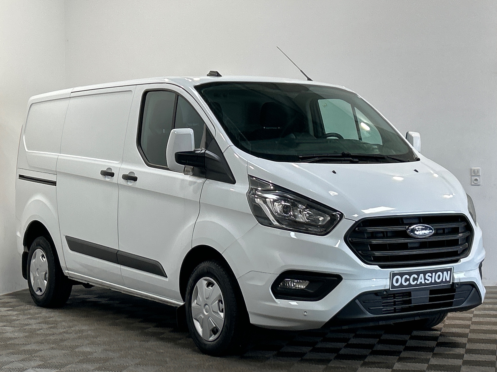 Photo 2 du véhicule FORD TRANSIT CUSTOM
