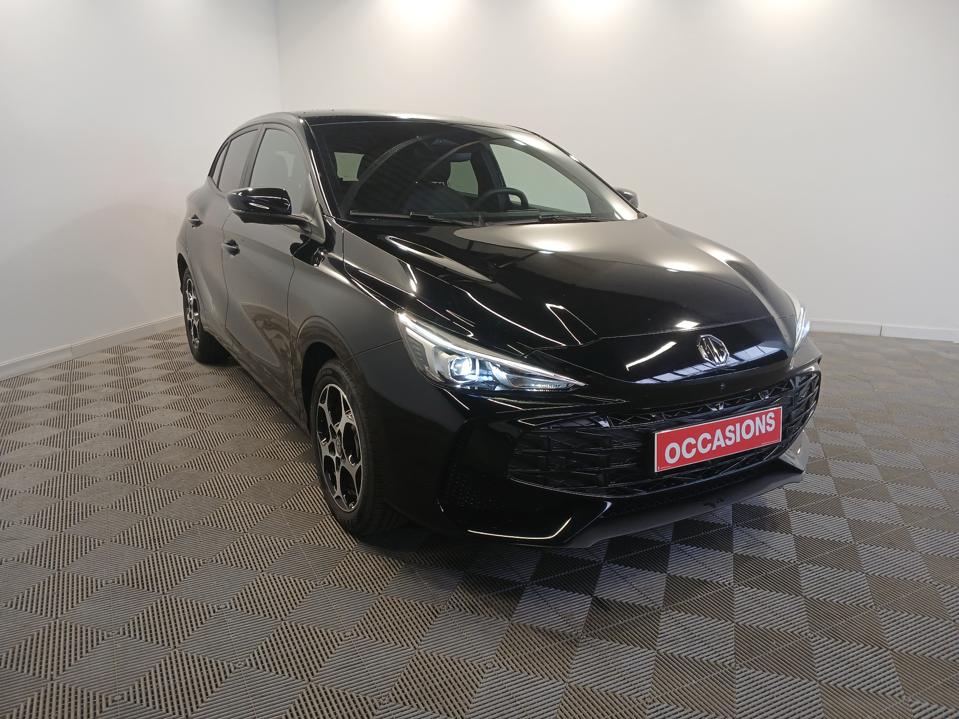 Photo 34 du véhicule MG MG3