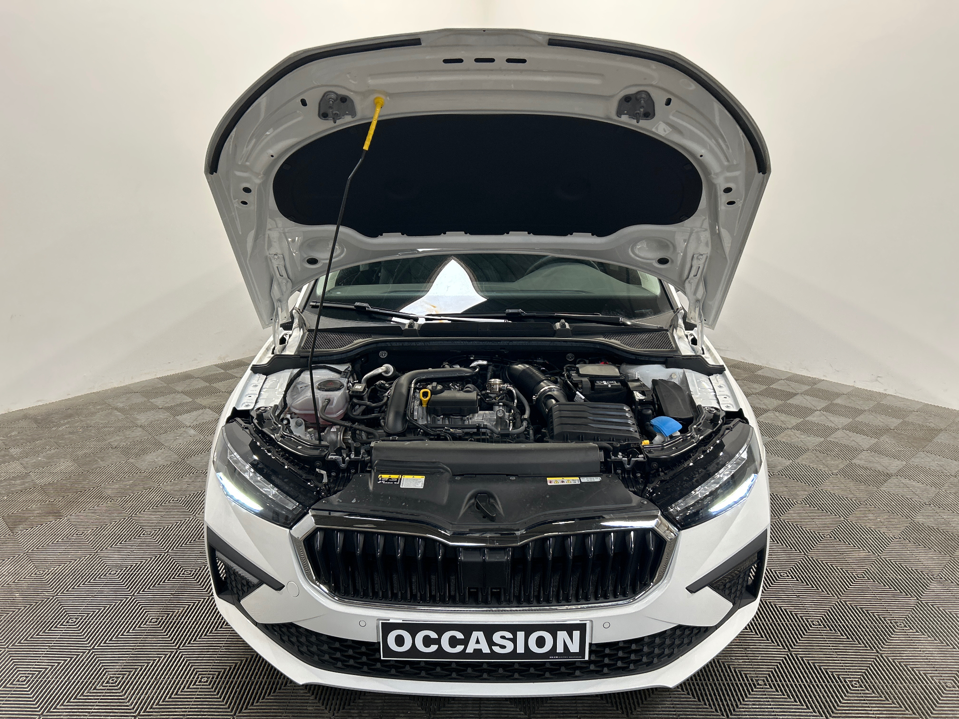 Photo 43 du véhicule SKODA SCALA
