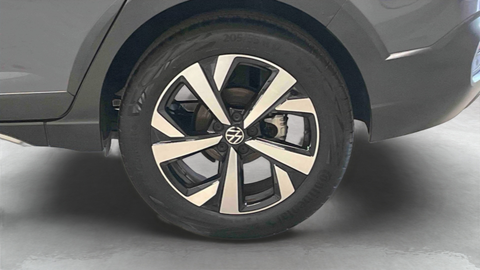 Photo 15 du véhicule VOLKSWAGEN TAIGO