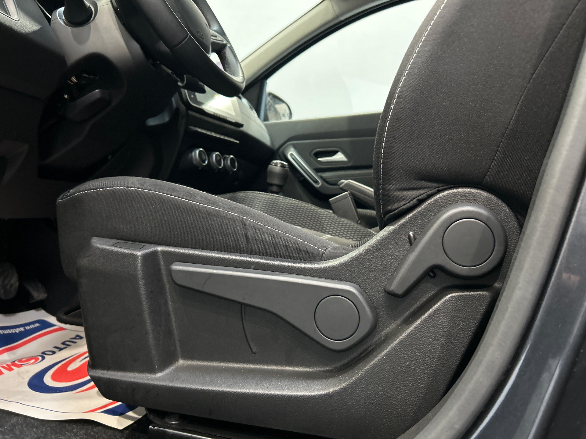 Photo 32 du véhicule DACIA DUSTER