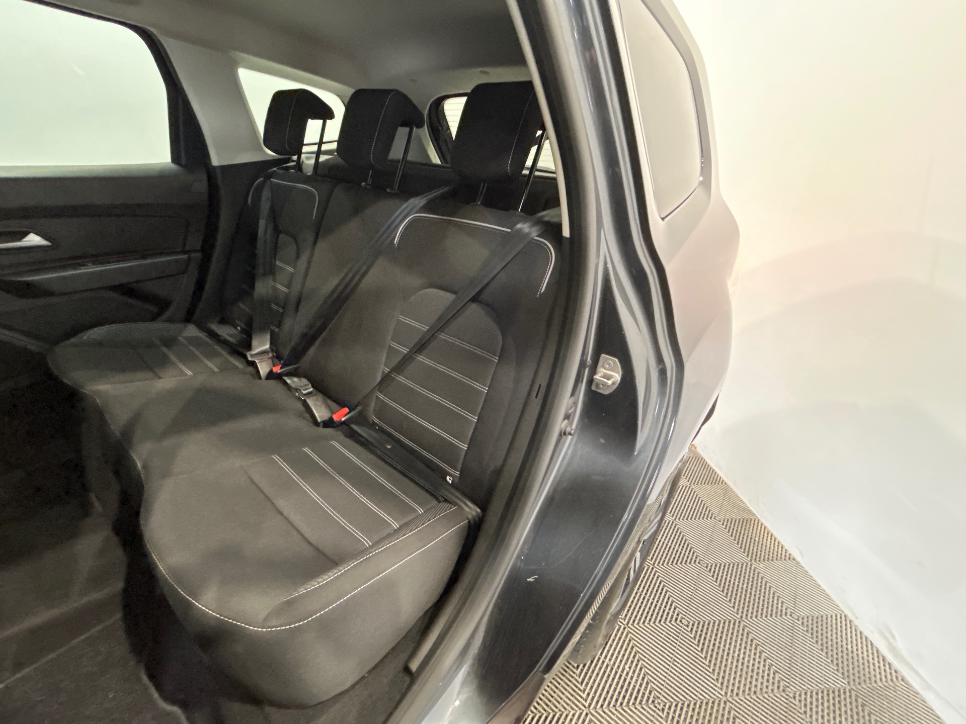 Photo 10 du véhicule DACIA DUSTER