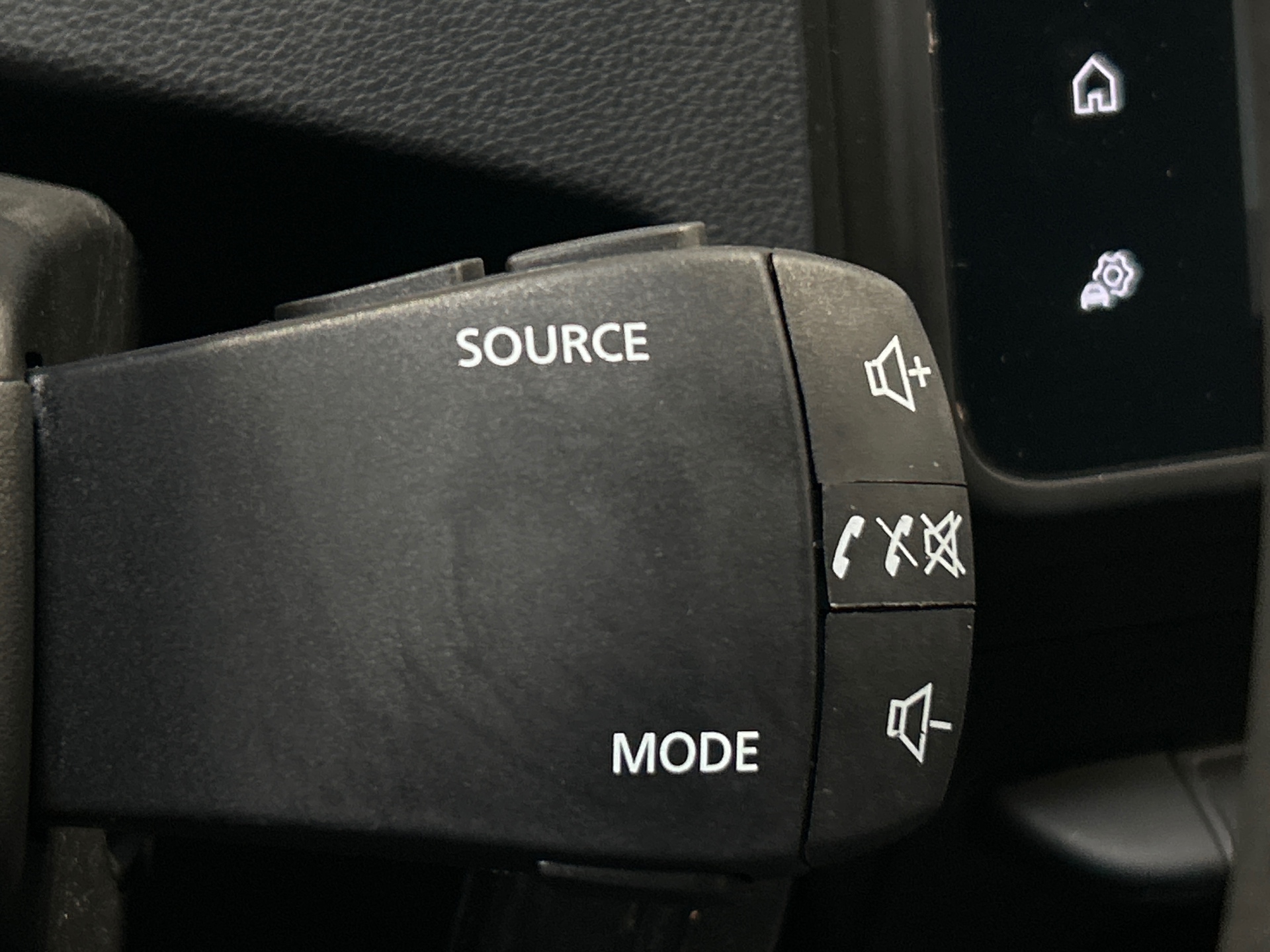 Photo 27 du véhicule DACIA DUSTER