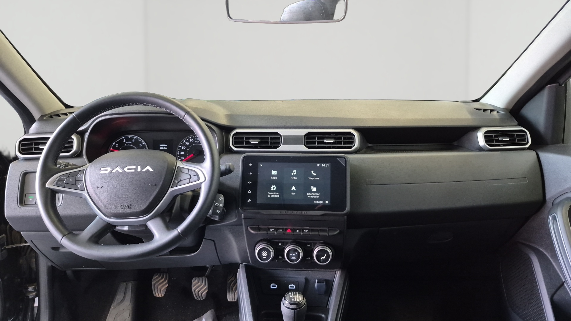 Photo 10 du véhicule DACIA DUSTER