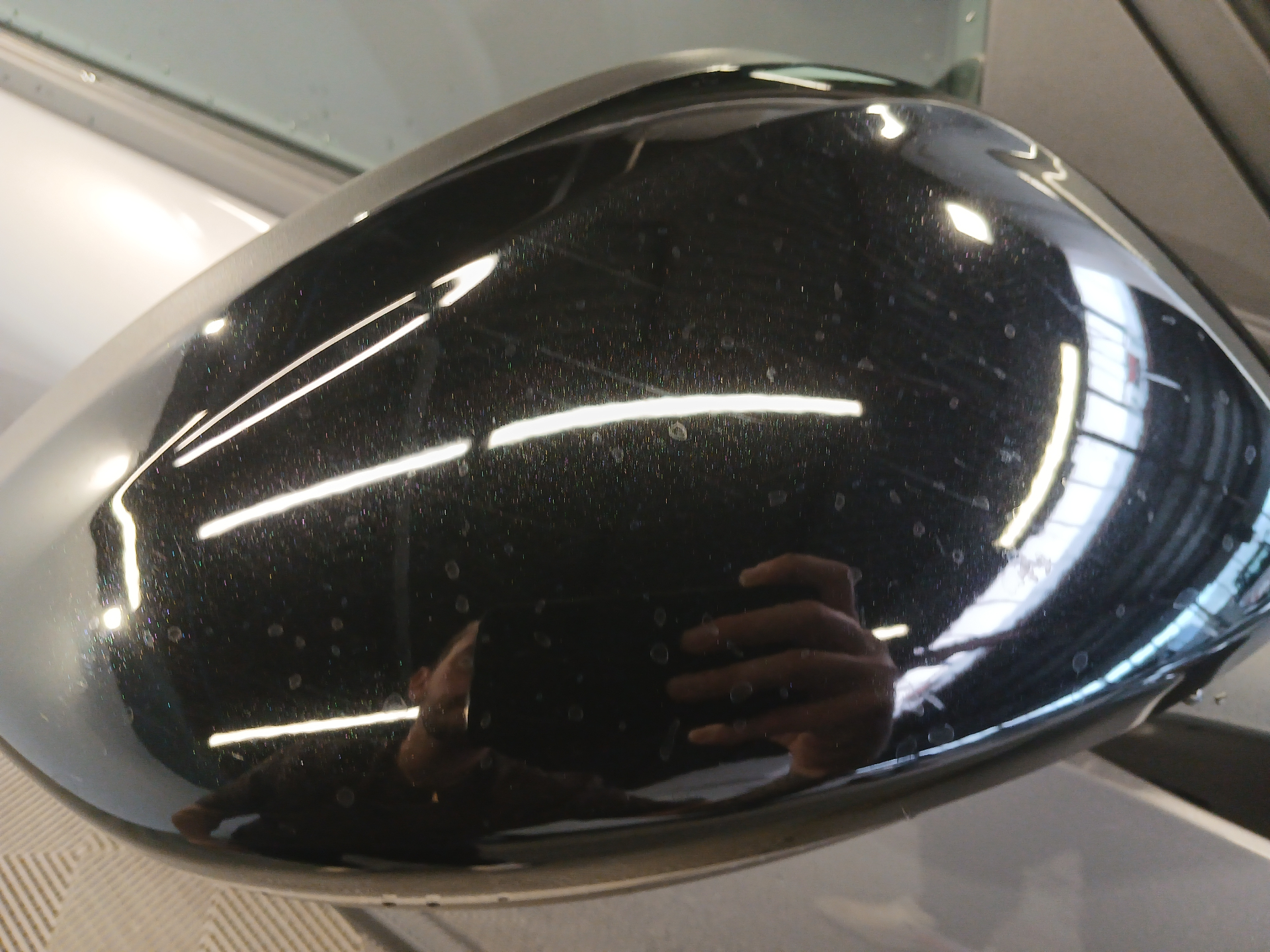 Photo 35 du véhicule PEUGEOT 2008