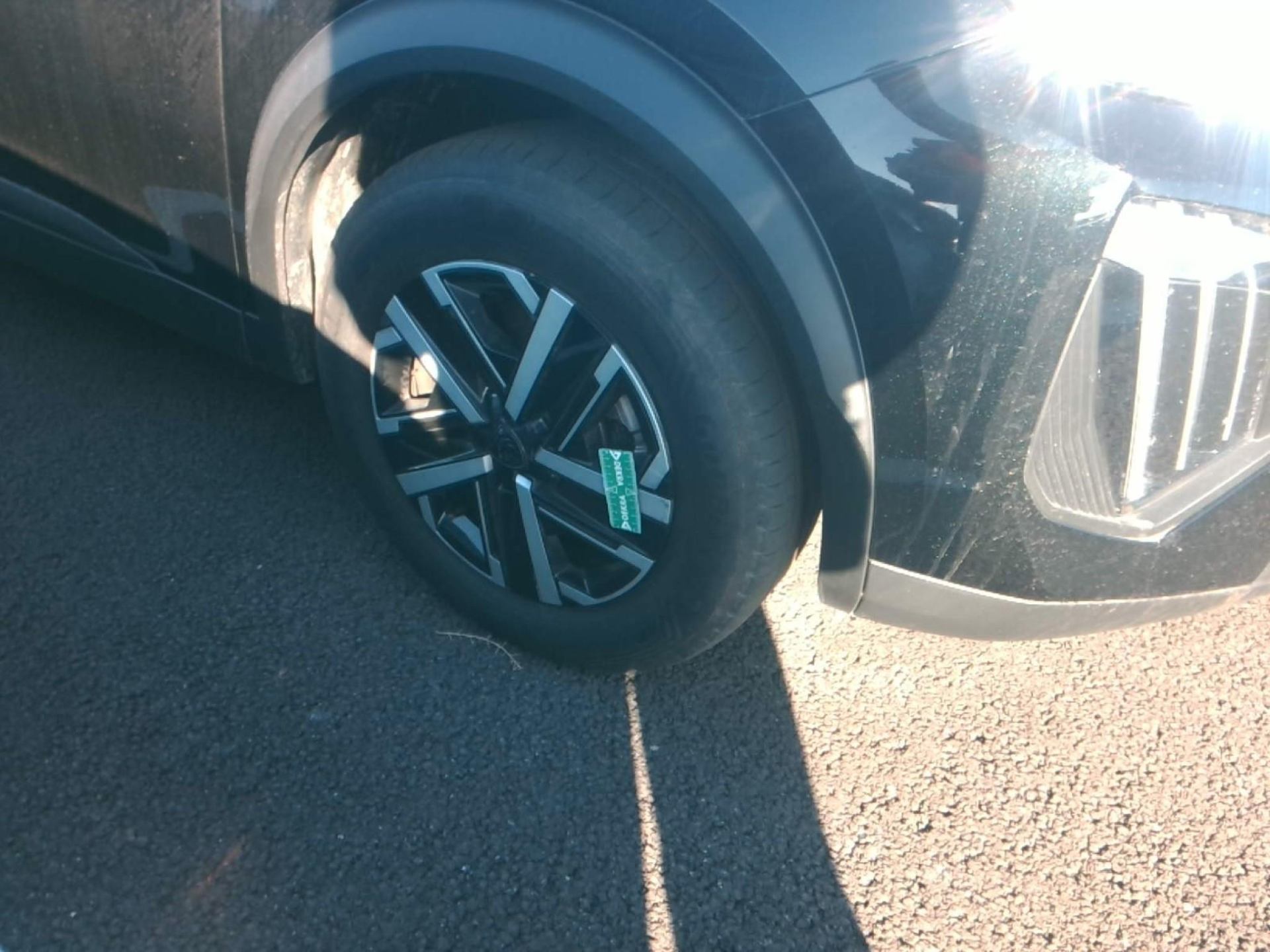 Photo 32 du véhicule PEUGEOT 2008
