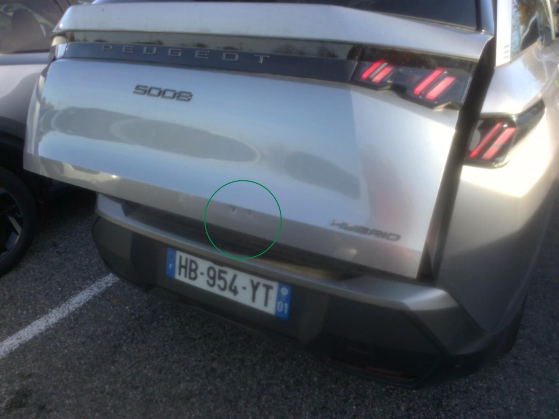Photo 26 du véhicule PEUGEOT 5008