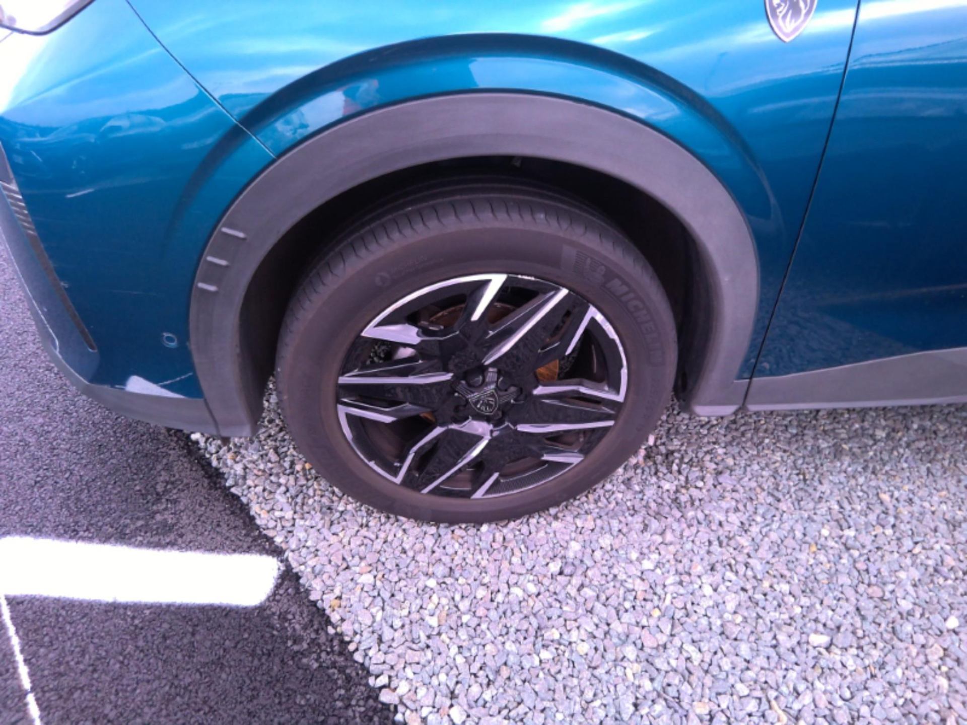 Photo 36 du véhicule PEUGEOT 3008