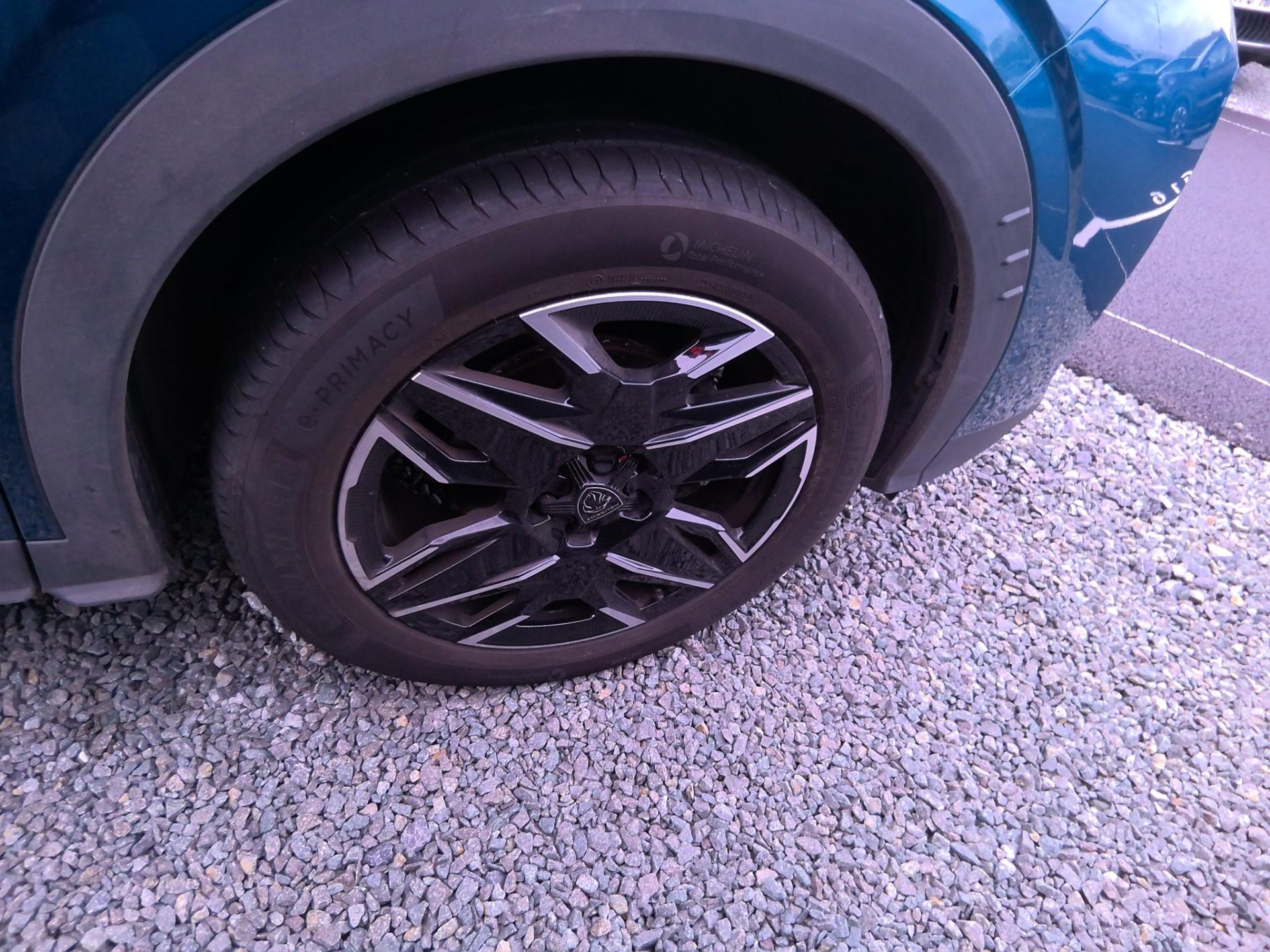 Photo 42 du véhicule PEUGEOT 3008