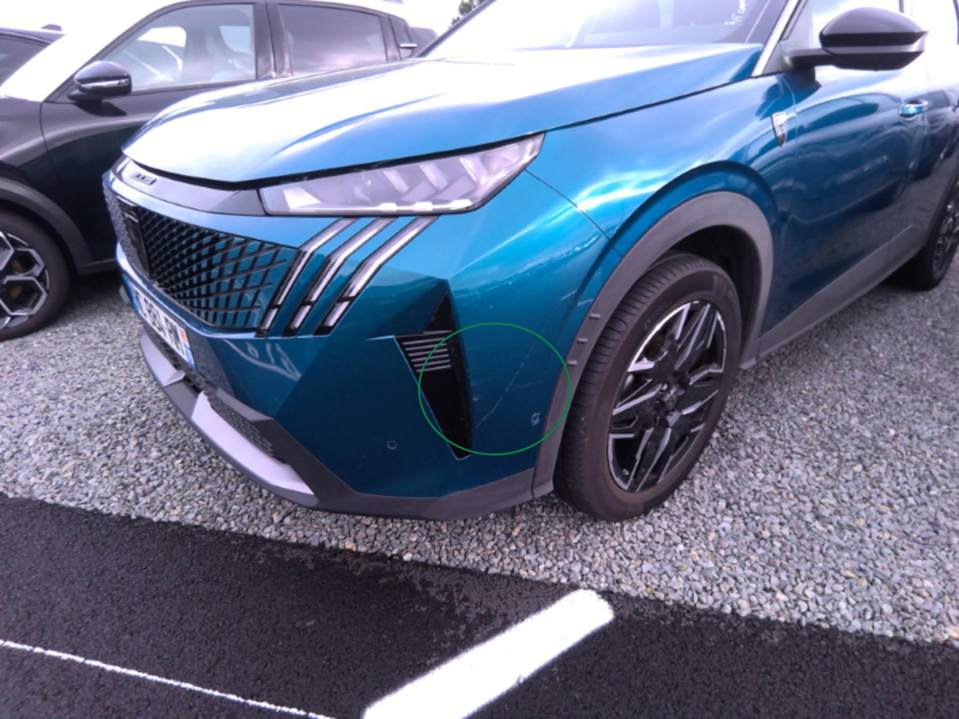Photo 31 du véhicule PEUGEOT 3008