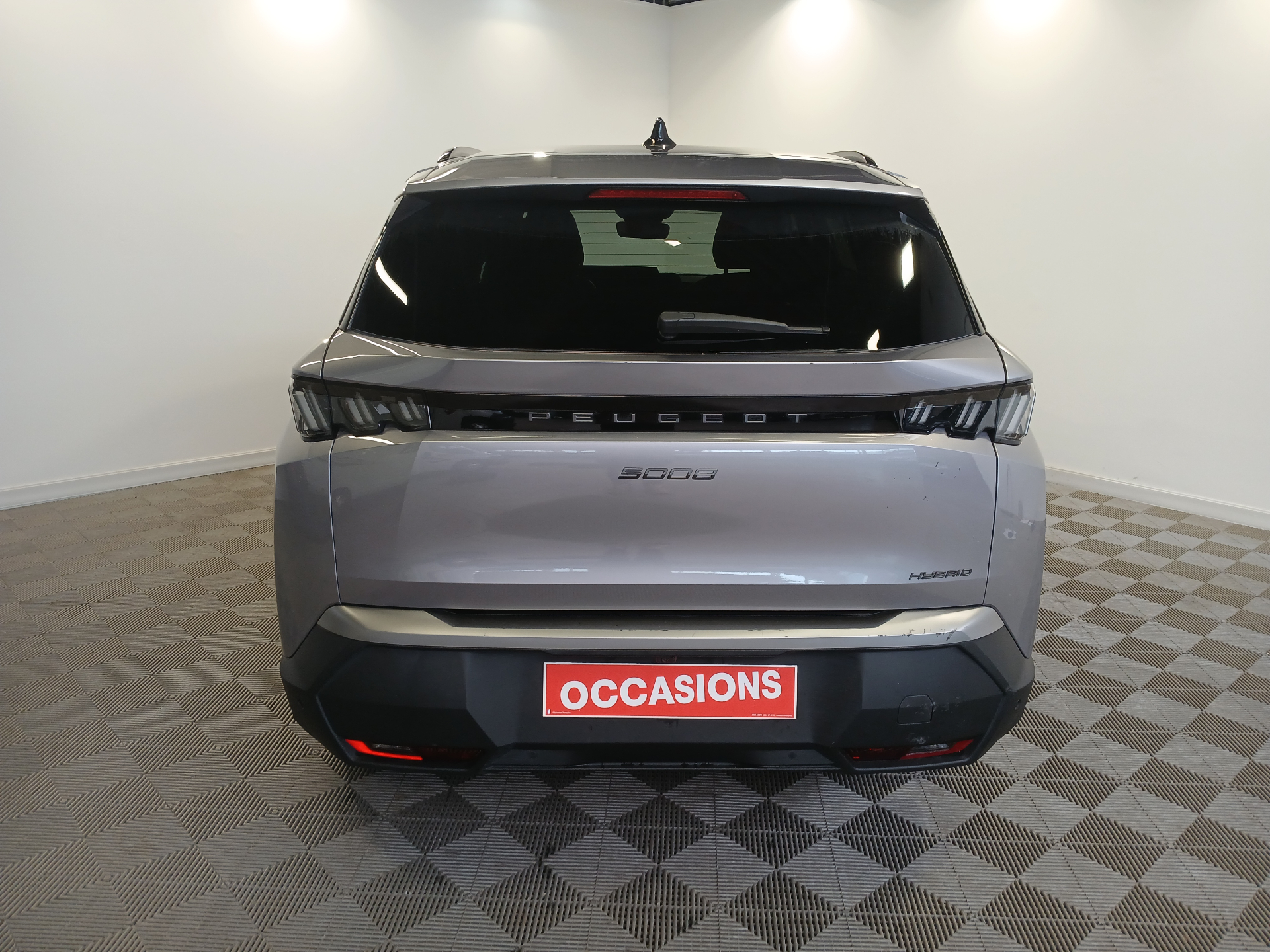 Photo 4 du véhicule PEUGEOT 5008