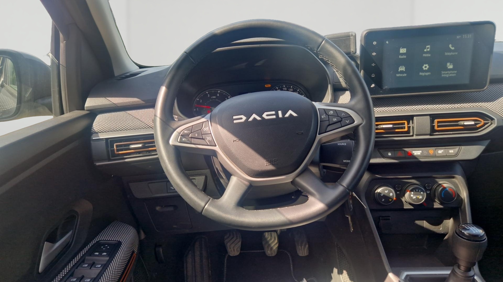 Photo 7 du véhicule DACIA SANDERO