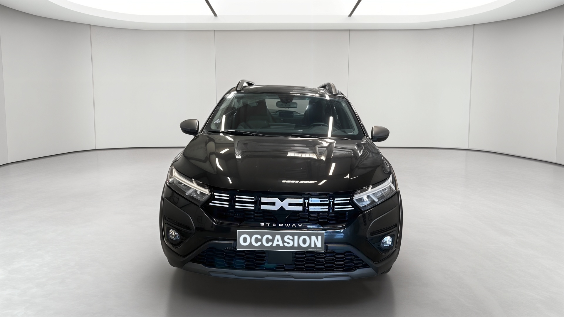 Photo 2 du véhicule DACIA SANDERO