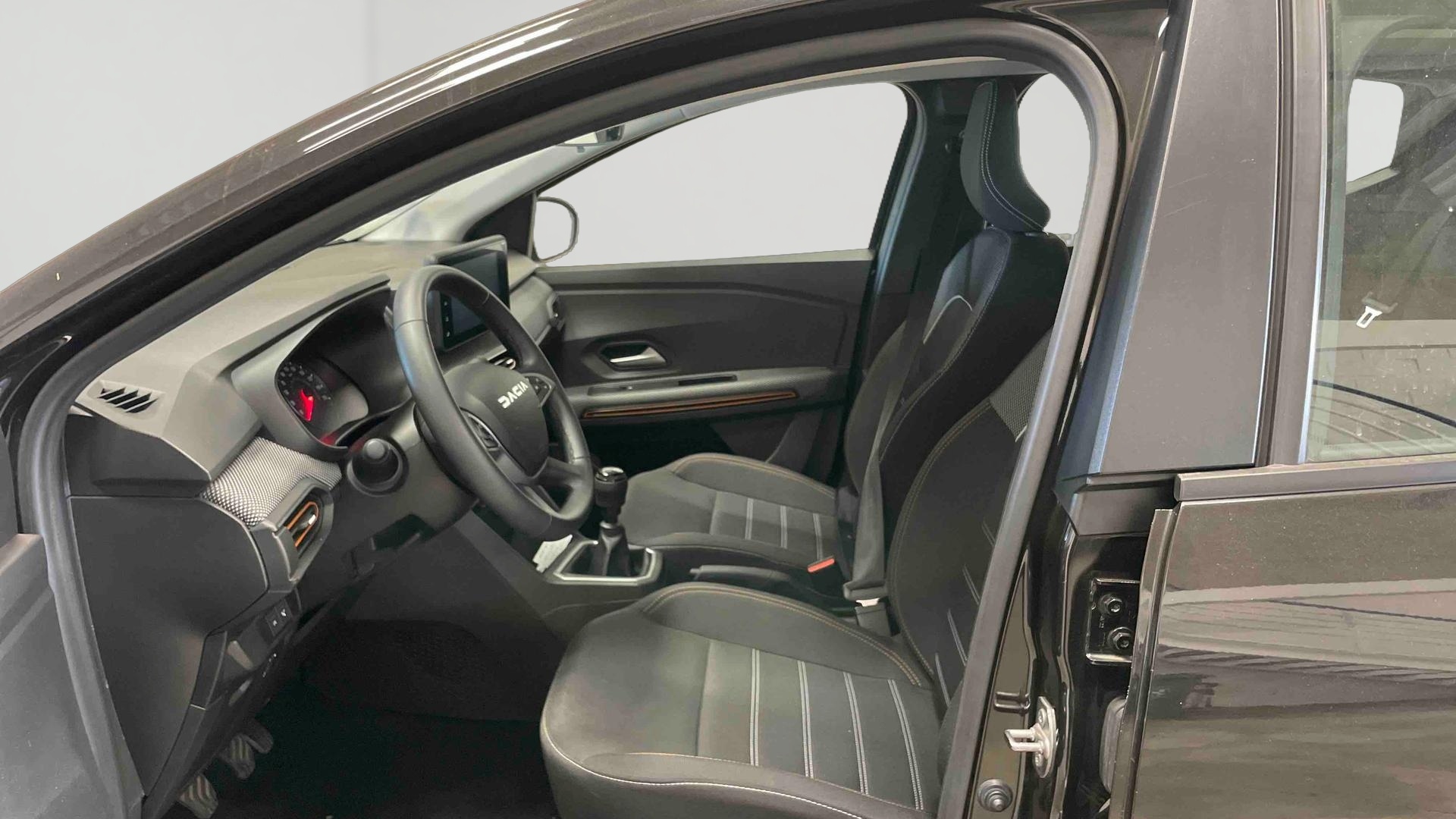 Photo 8 du véhicule DACIA SANDERO