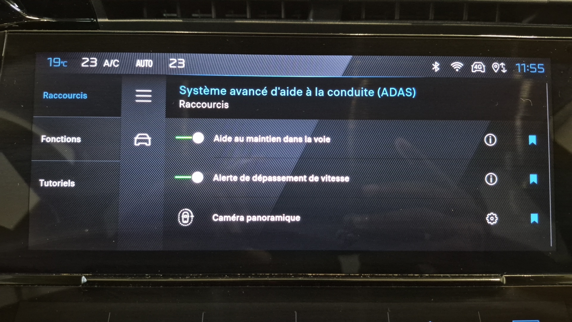 Photo 22 du véhicule PEUGEOT 408