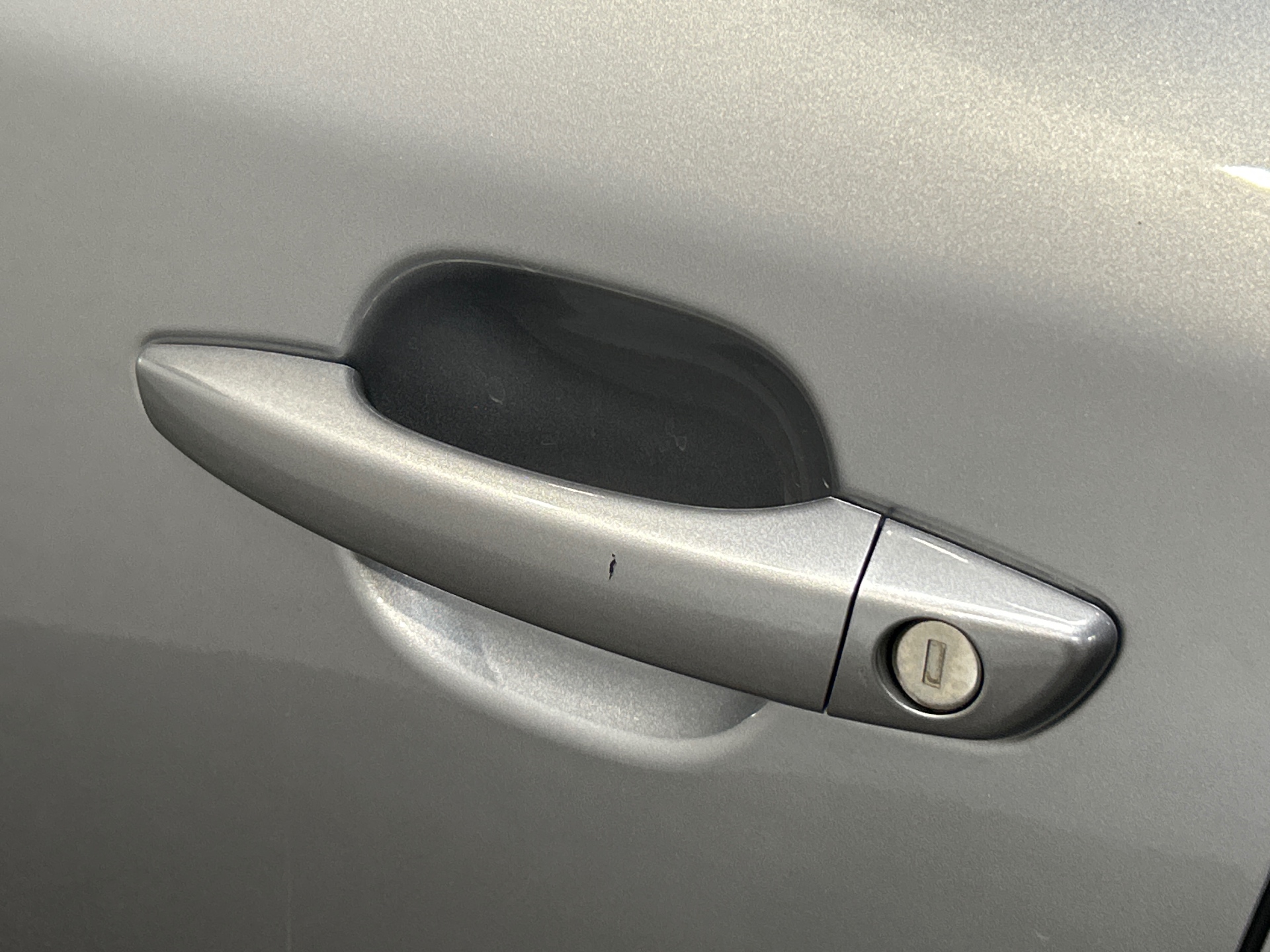 Photo 45 du véhicule PEUGEOT 2008