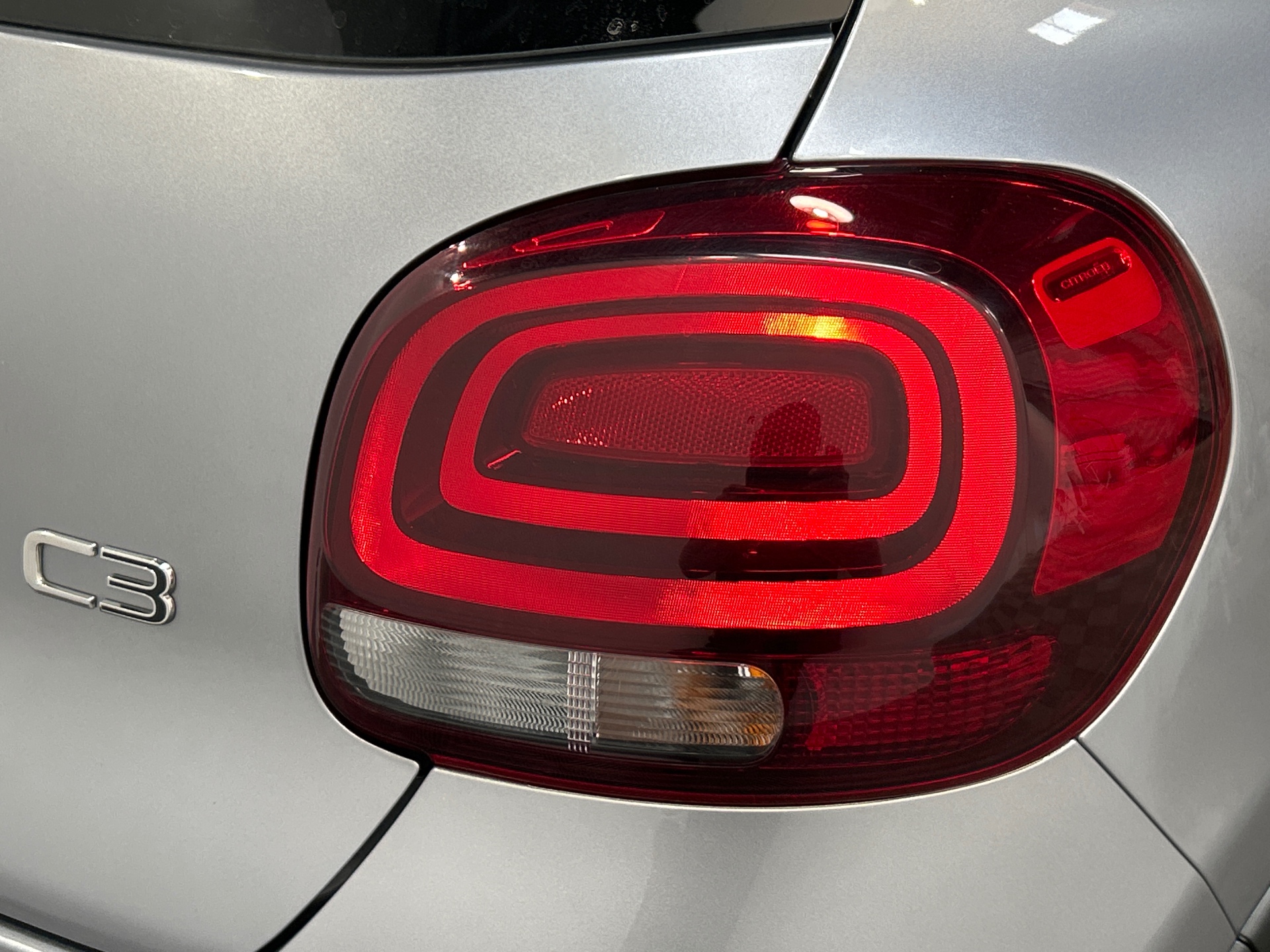 Photo 8 du véhicule CITROEN C3