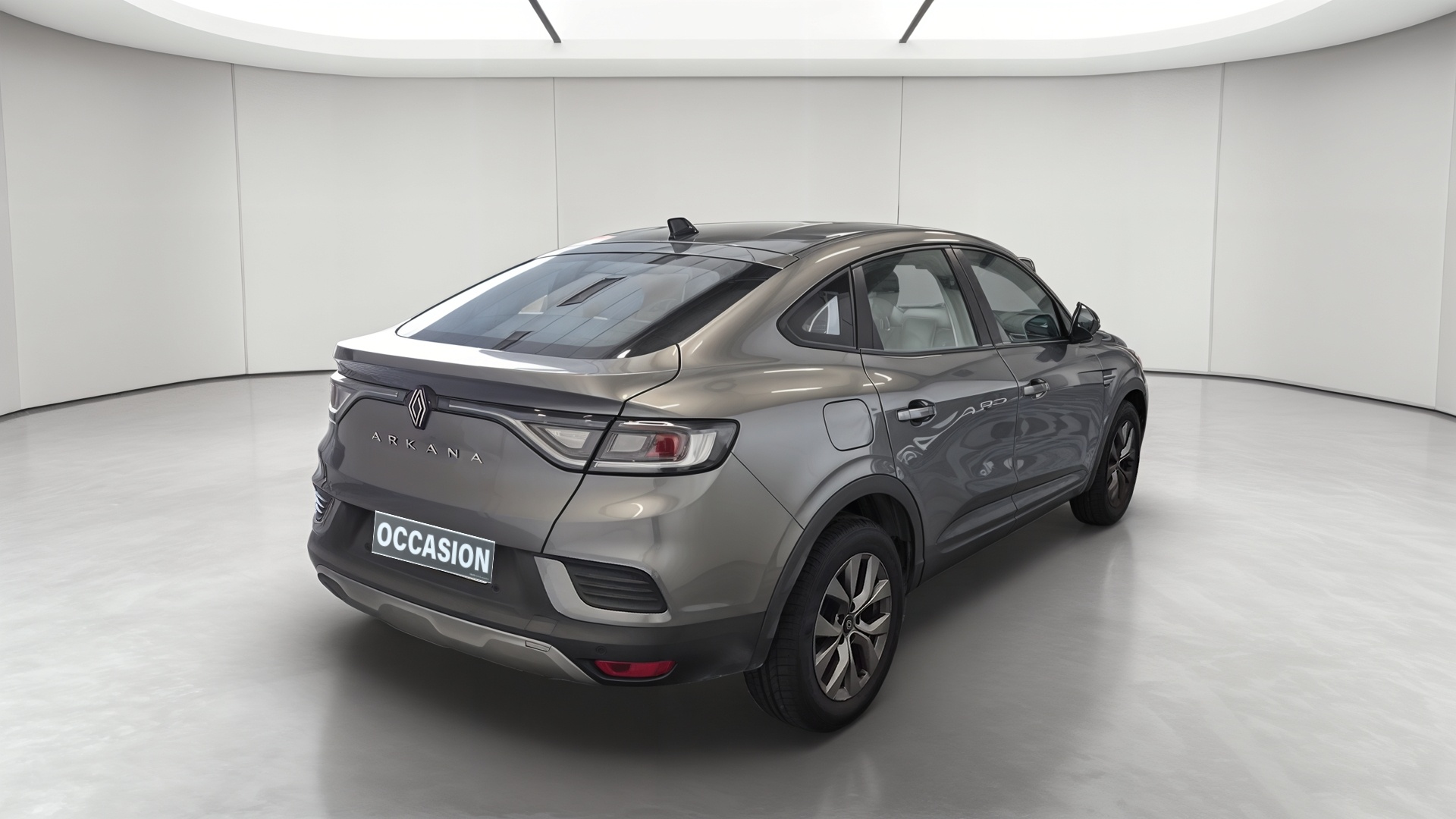 Photo 6 du véhicule RENAULT ARKANA