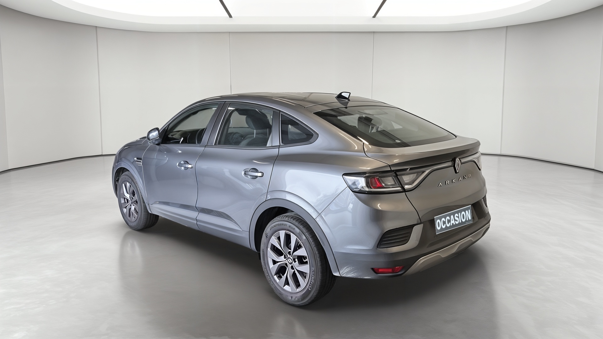 Photo 4 du véhicule RENAULT ARKANA
