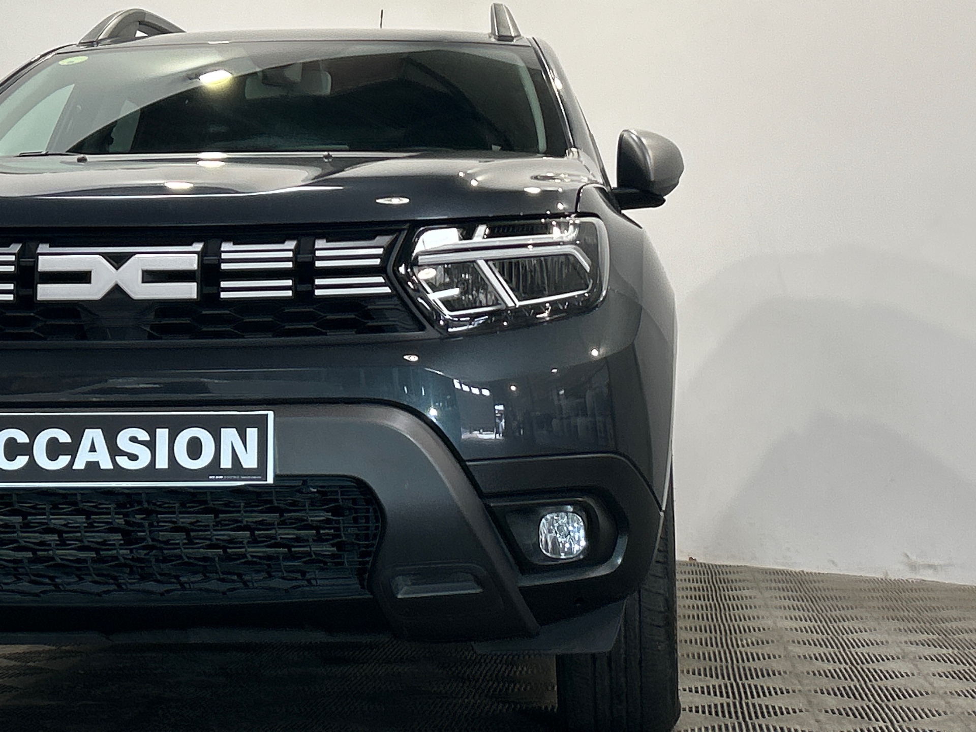Photo 6 du véhicule DACIA DUSTER