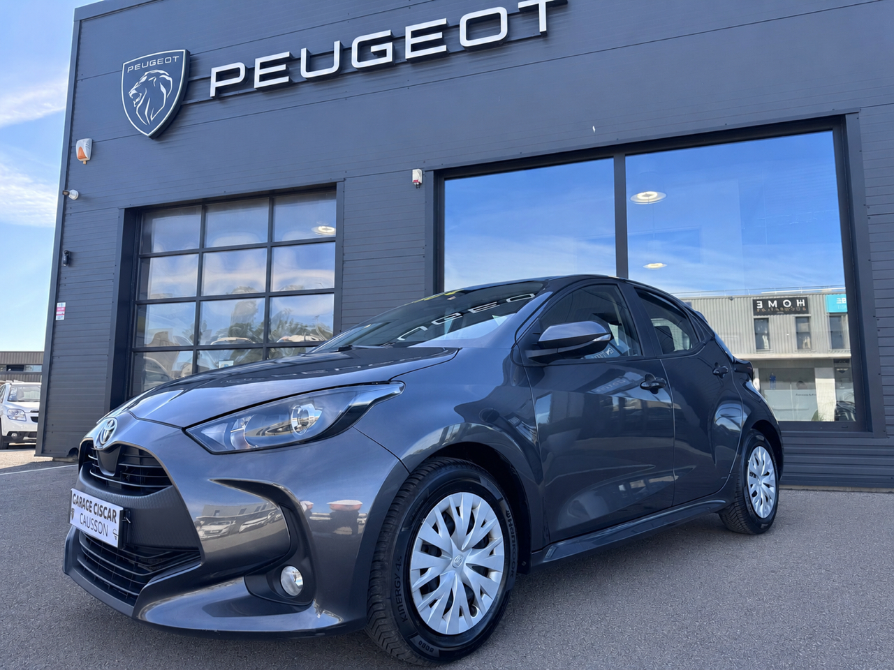 TOYOTA YARIS HYBRIDE MY22 2022 — photo 2