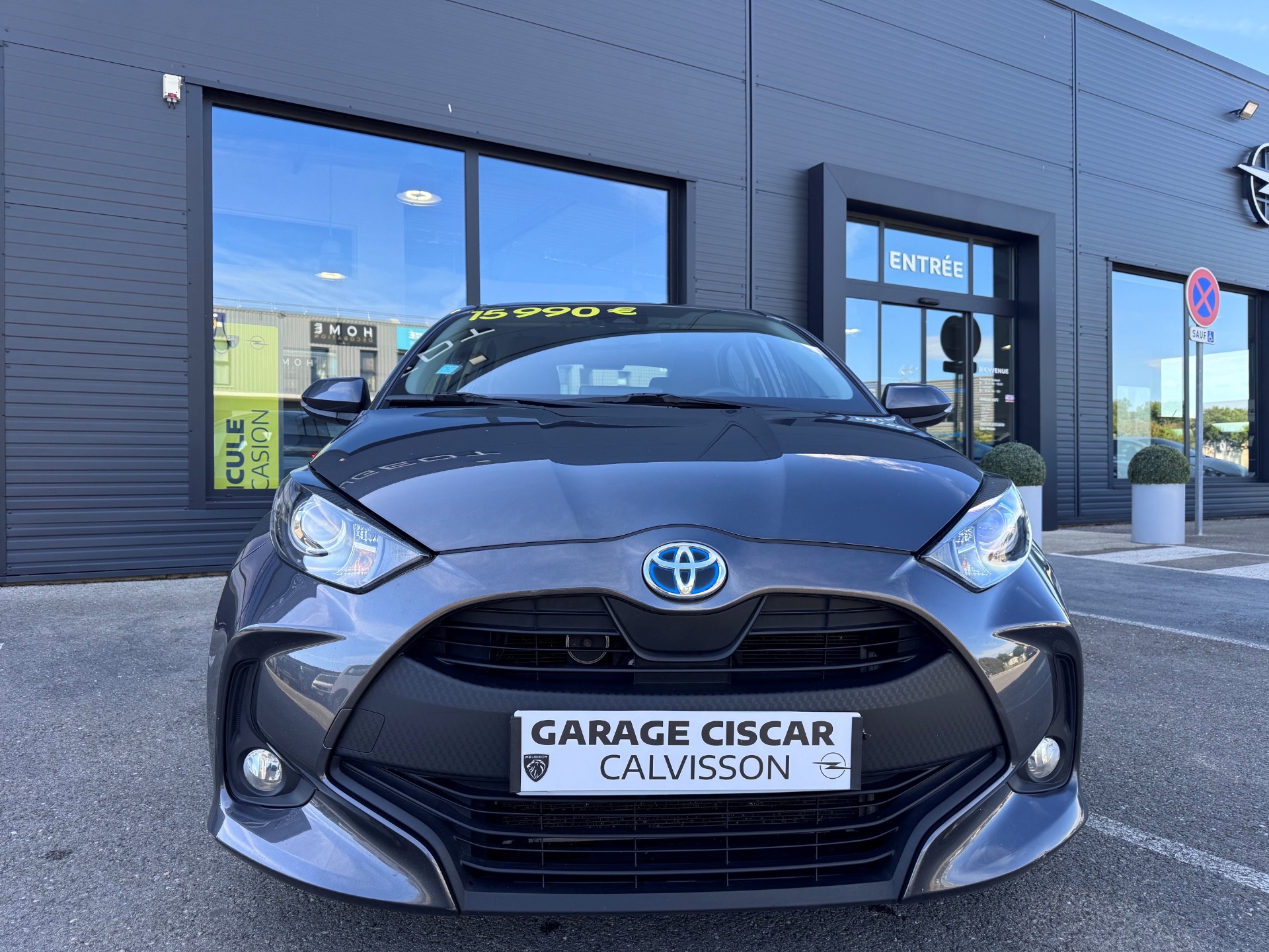 TOYOTA YARIS HYBRIDE MY22 2022 — photo 9