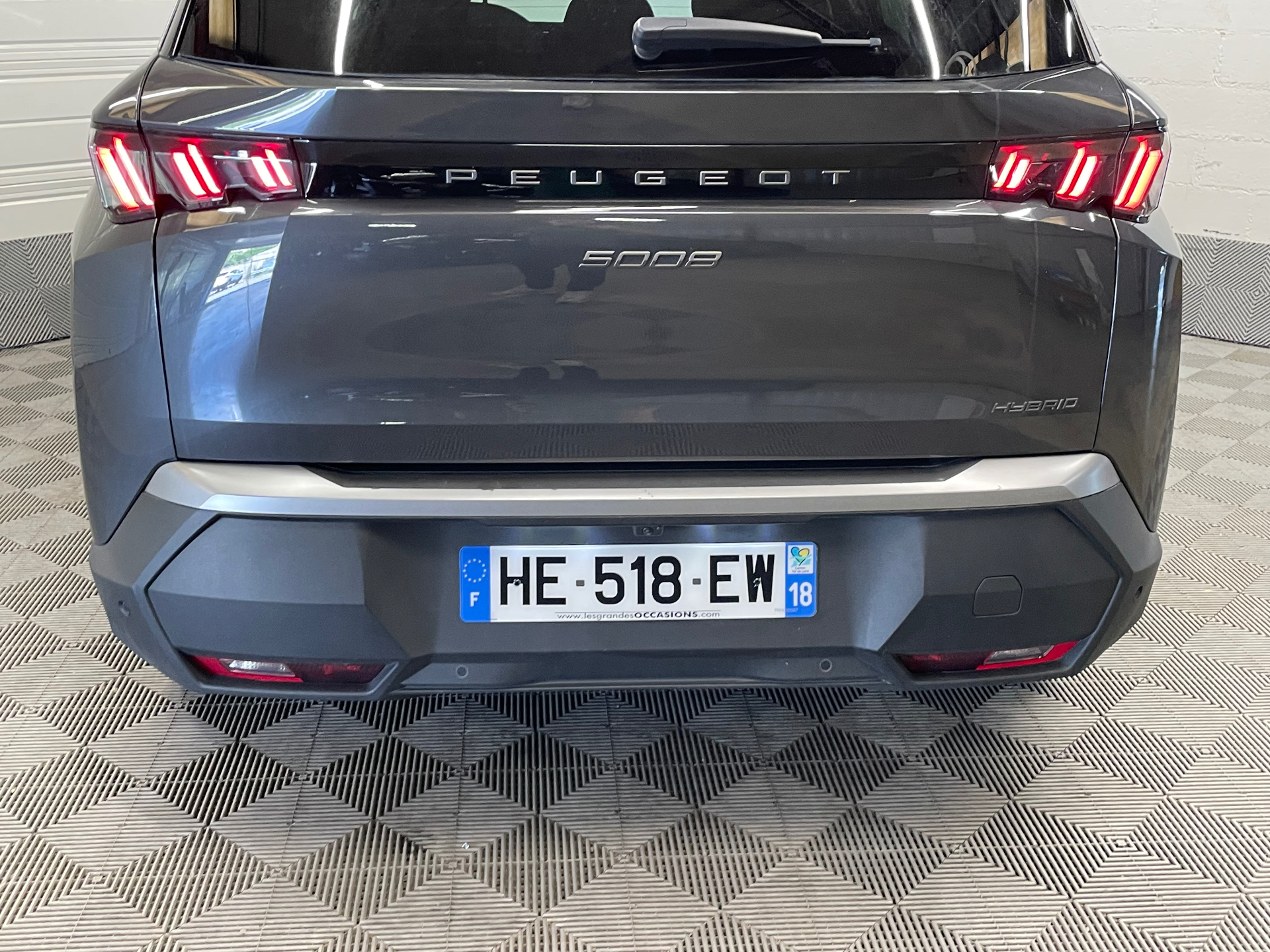 Photo 38 du véhicule PEUGEOT 5008