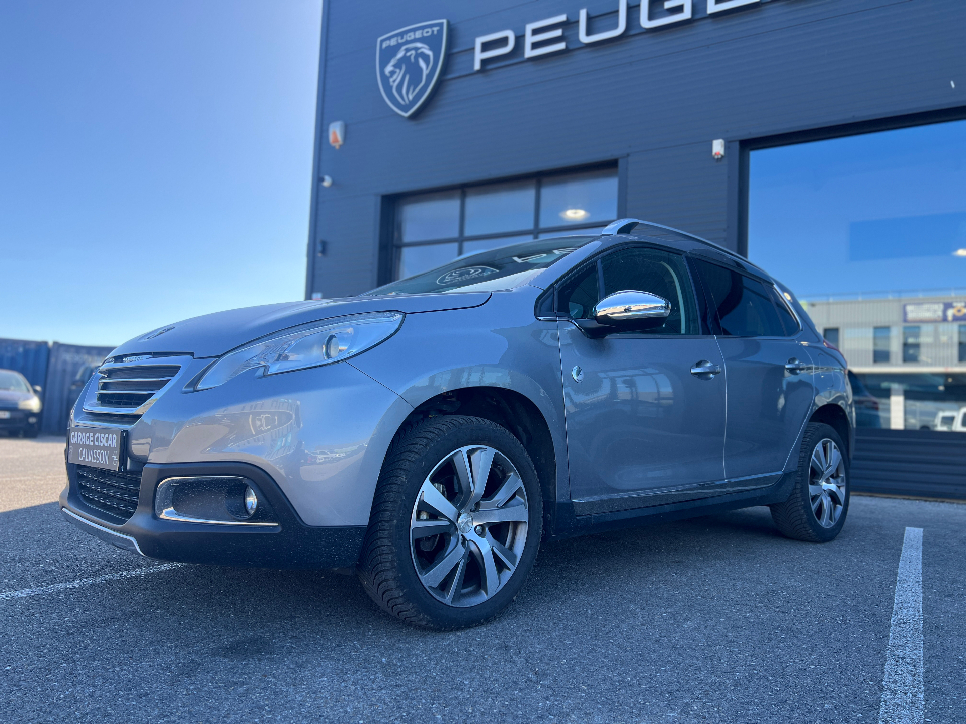 PEUGEOT 2008 2015 — photo 8