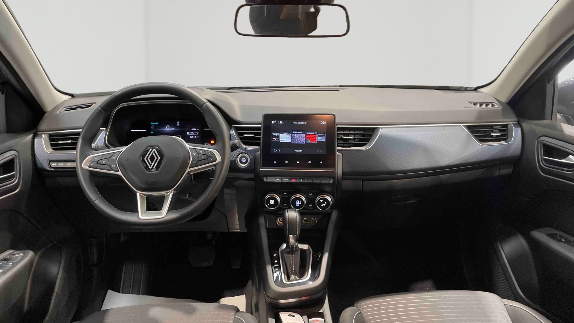 Photo 8 du véhicule RENAULT ARKANA
