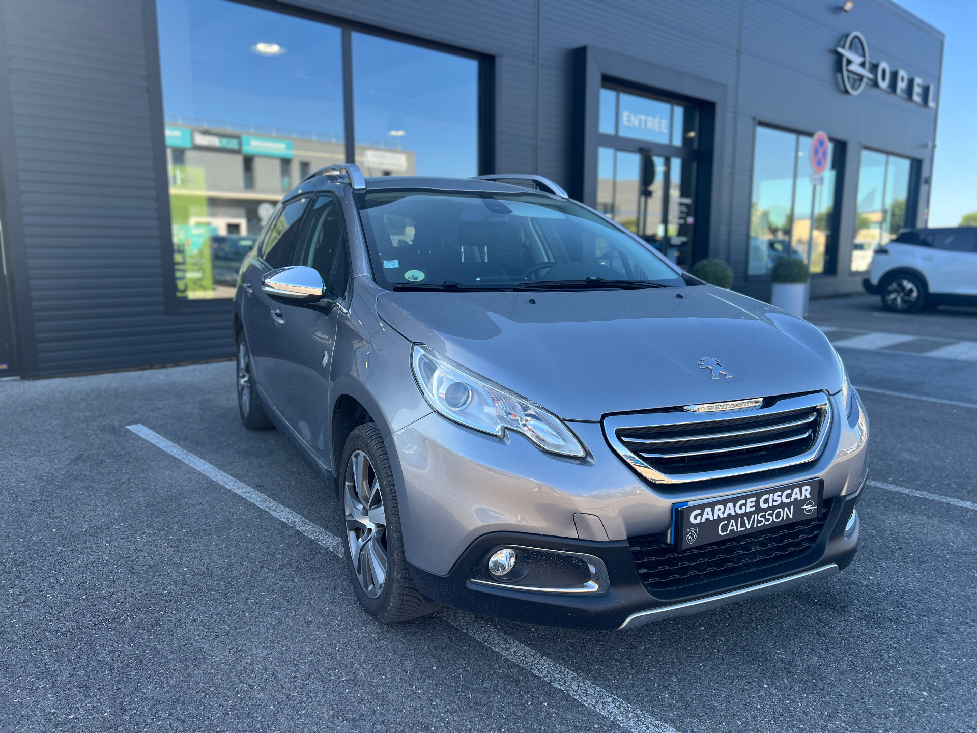 PEUGEOT 2008 2015 — photo 6