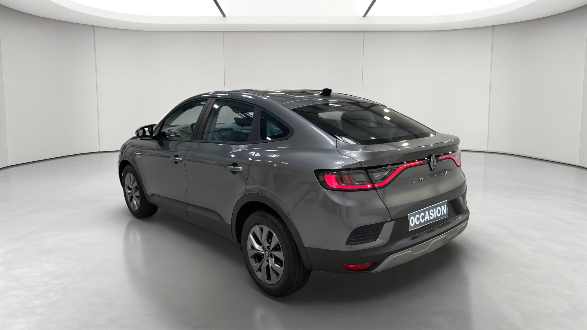 Photo 4 du véhicule RENAULT ARKANA