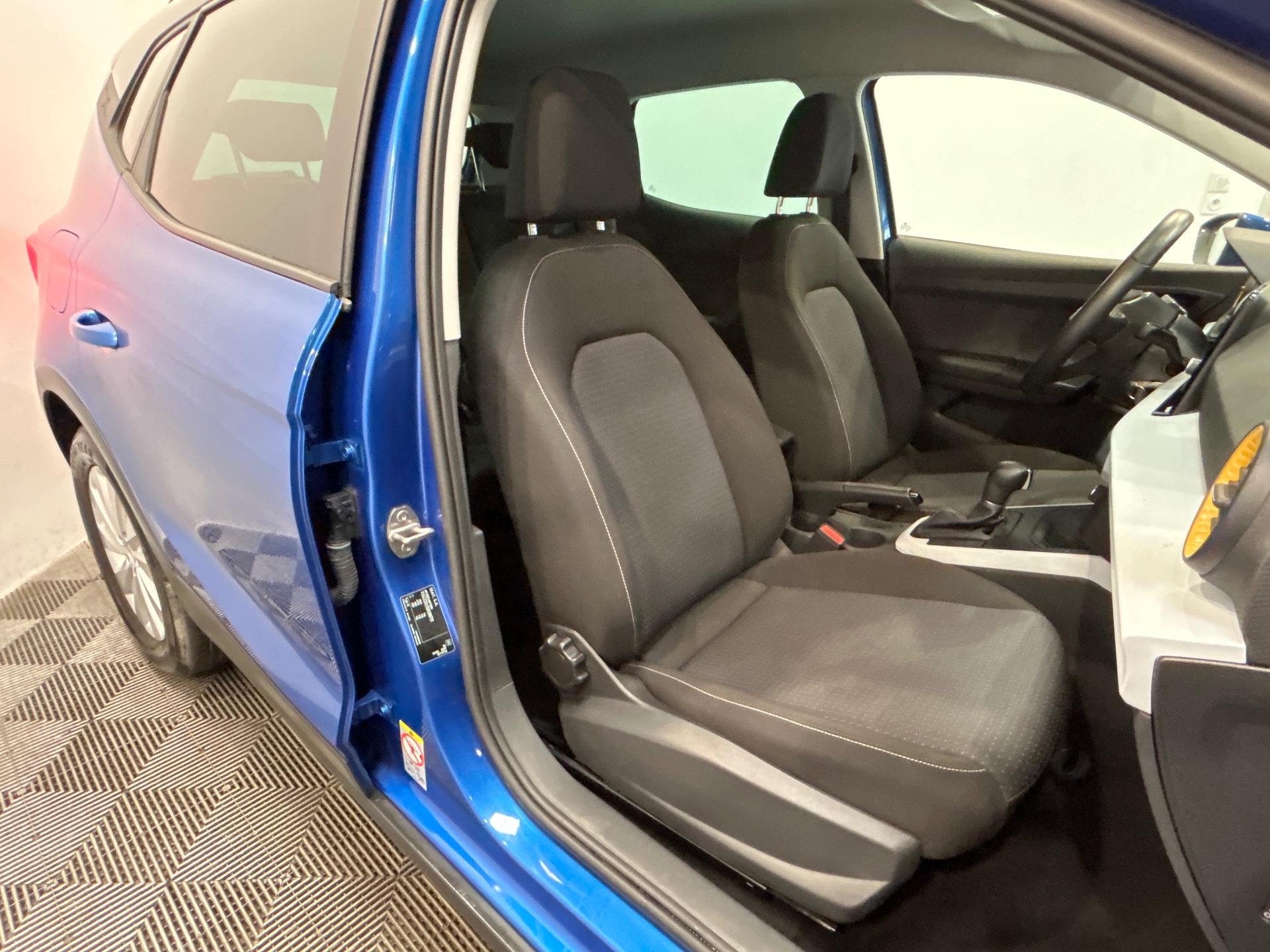 Photo 32 du véhicule SEAT ARONA