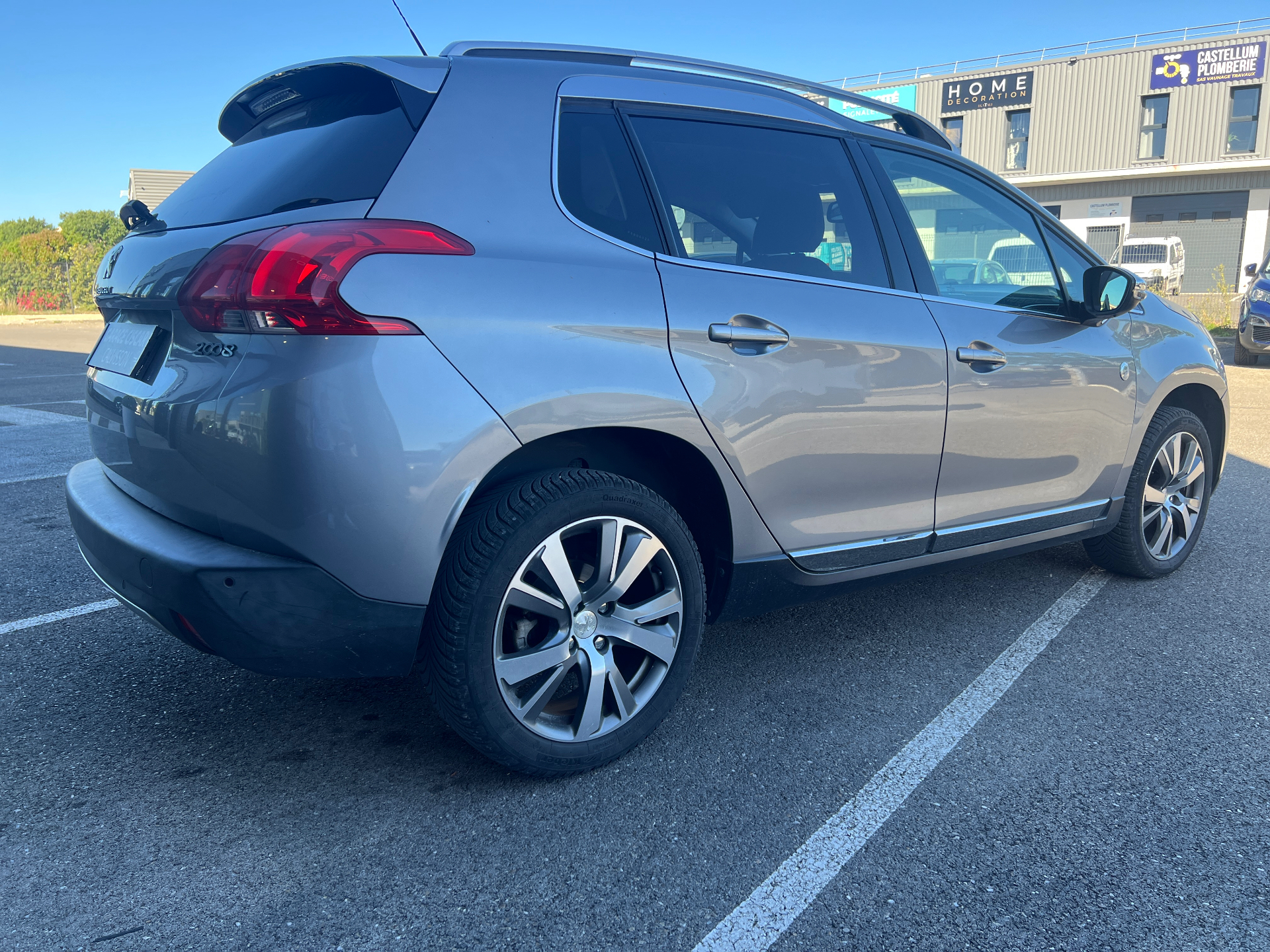 PEUGEOT 2008 2015 — photo 9