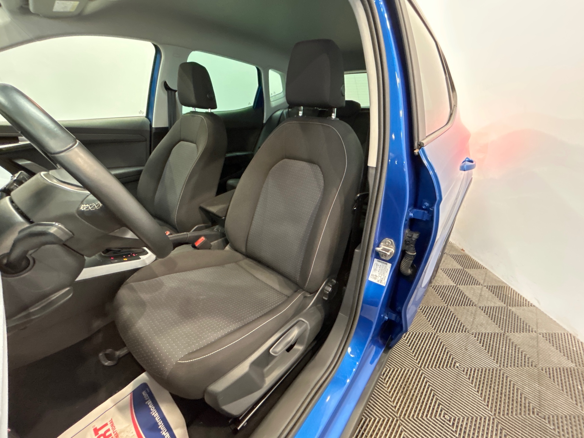 Photo 9 du véhicule SEAT ARONA
