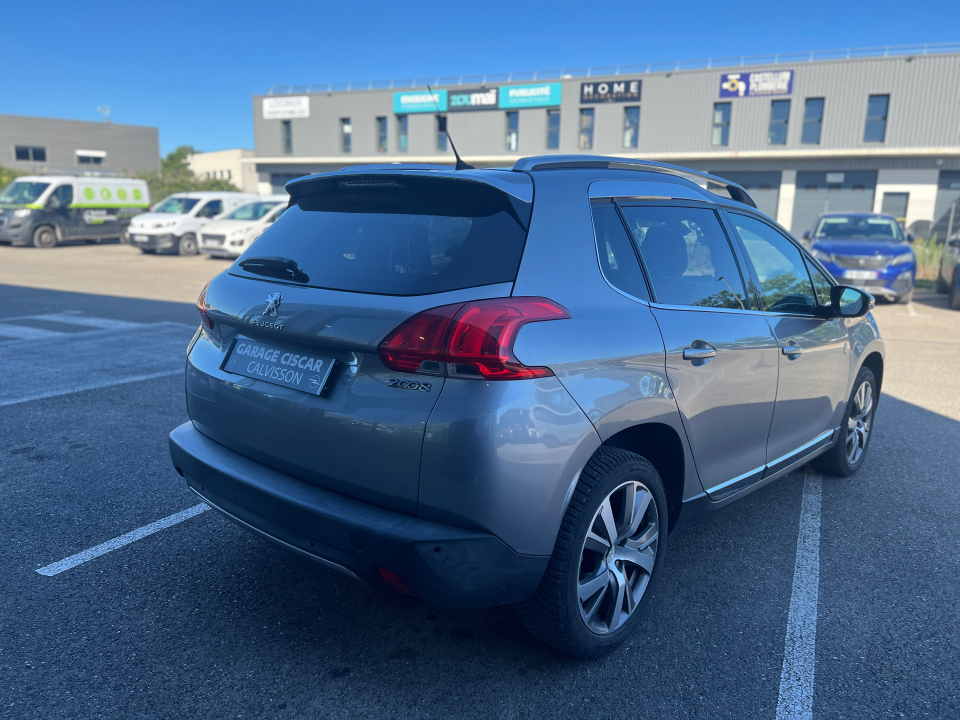 PEUGEOT 2008 2015 — photo 11
