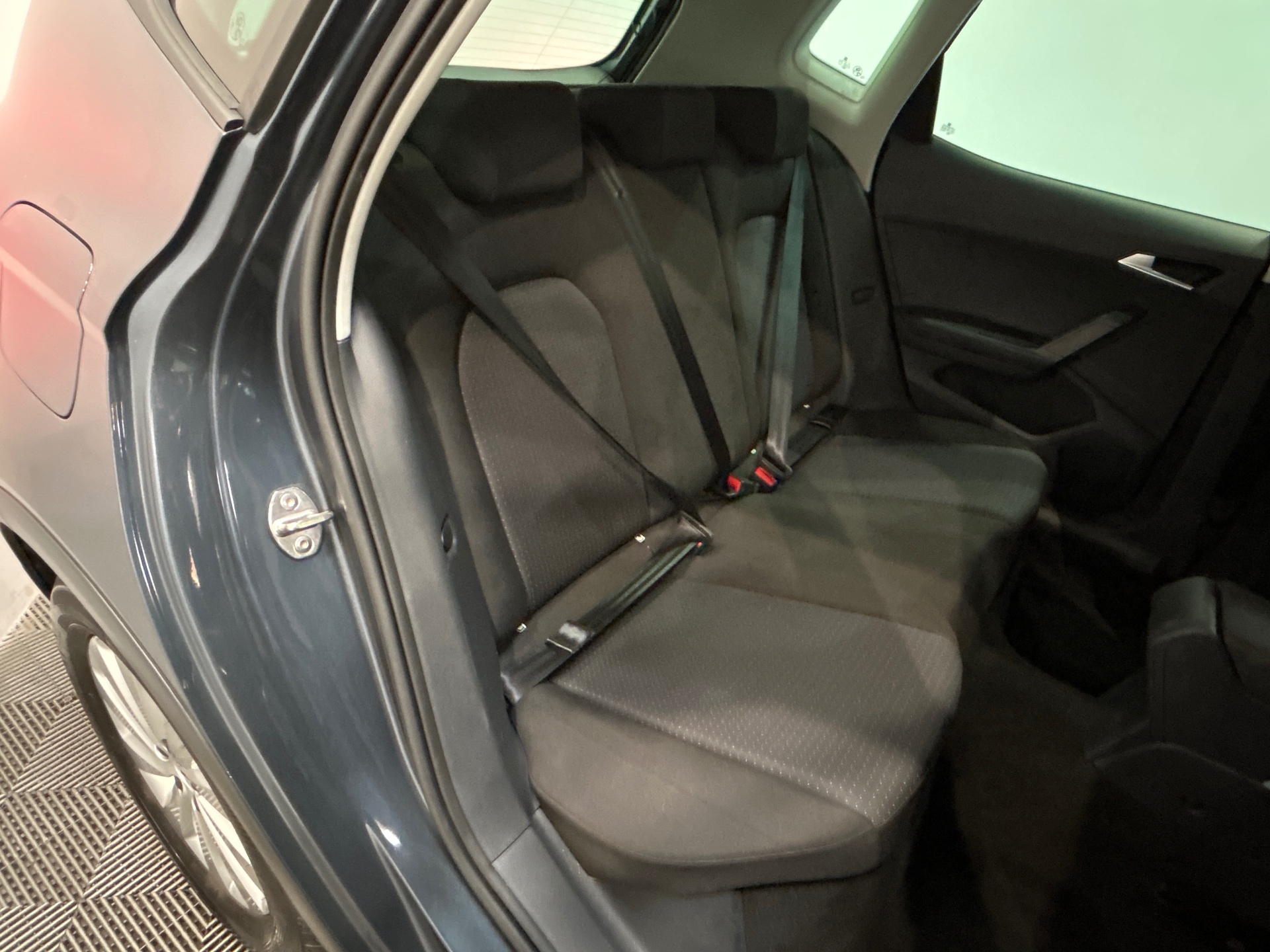 Photo 31 du véhicule SEAT ARONA