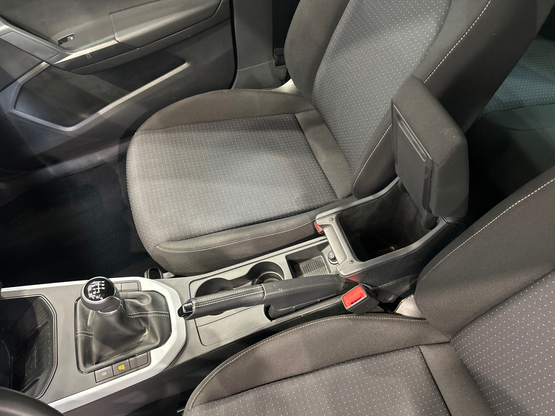 Photo 18 du véhicule SEAT ARONA
