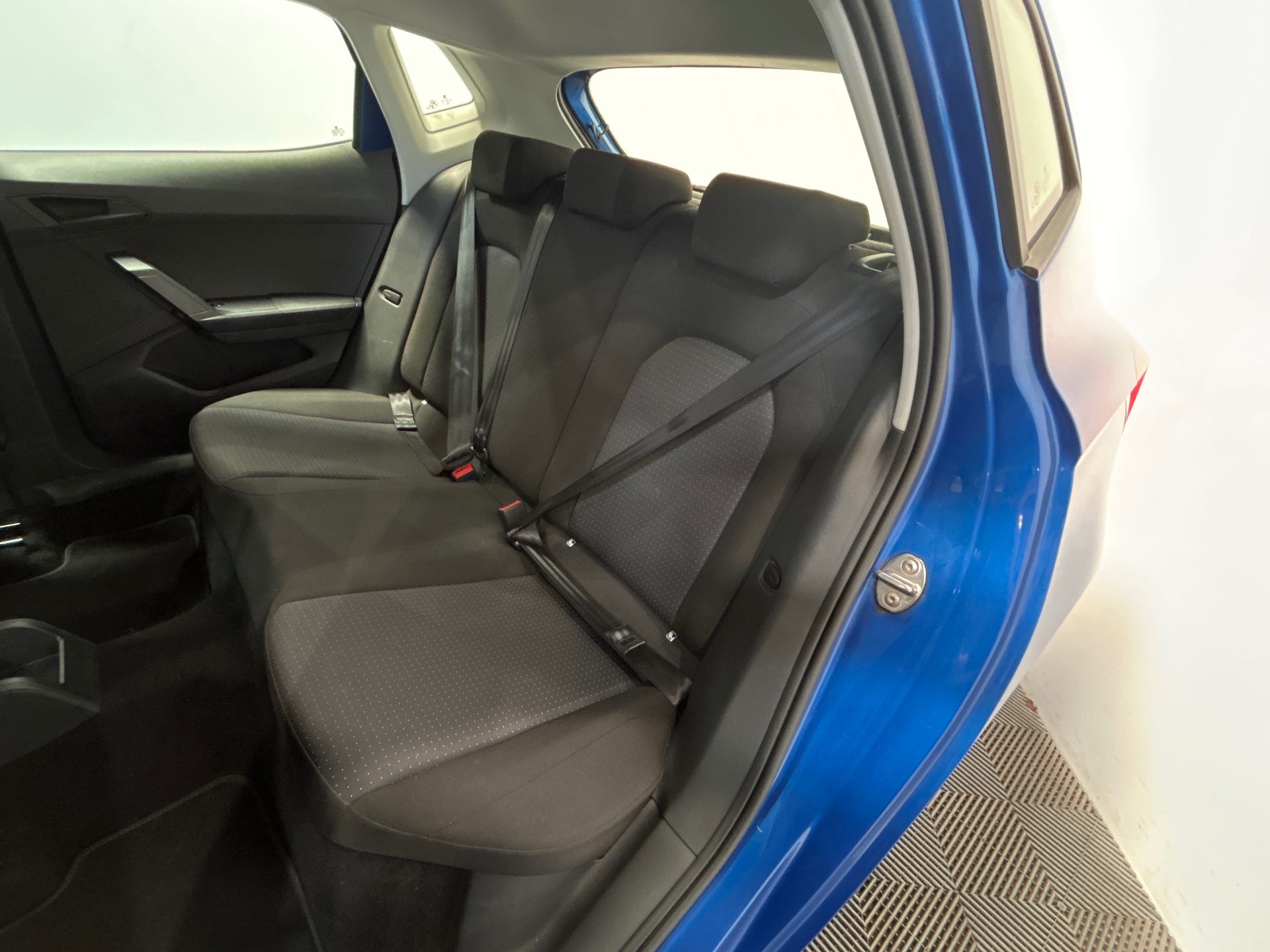 Photo 10 du véhicule SEAT IBIZA