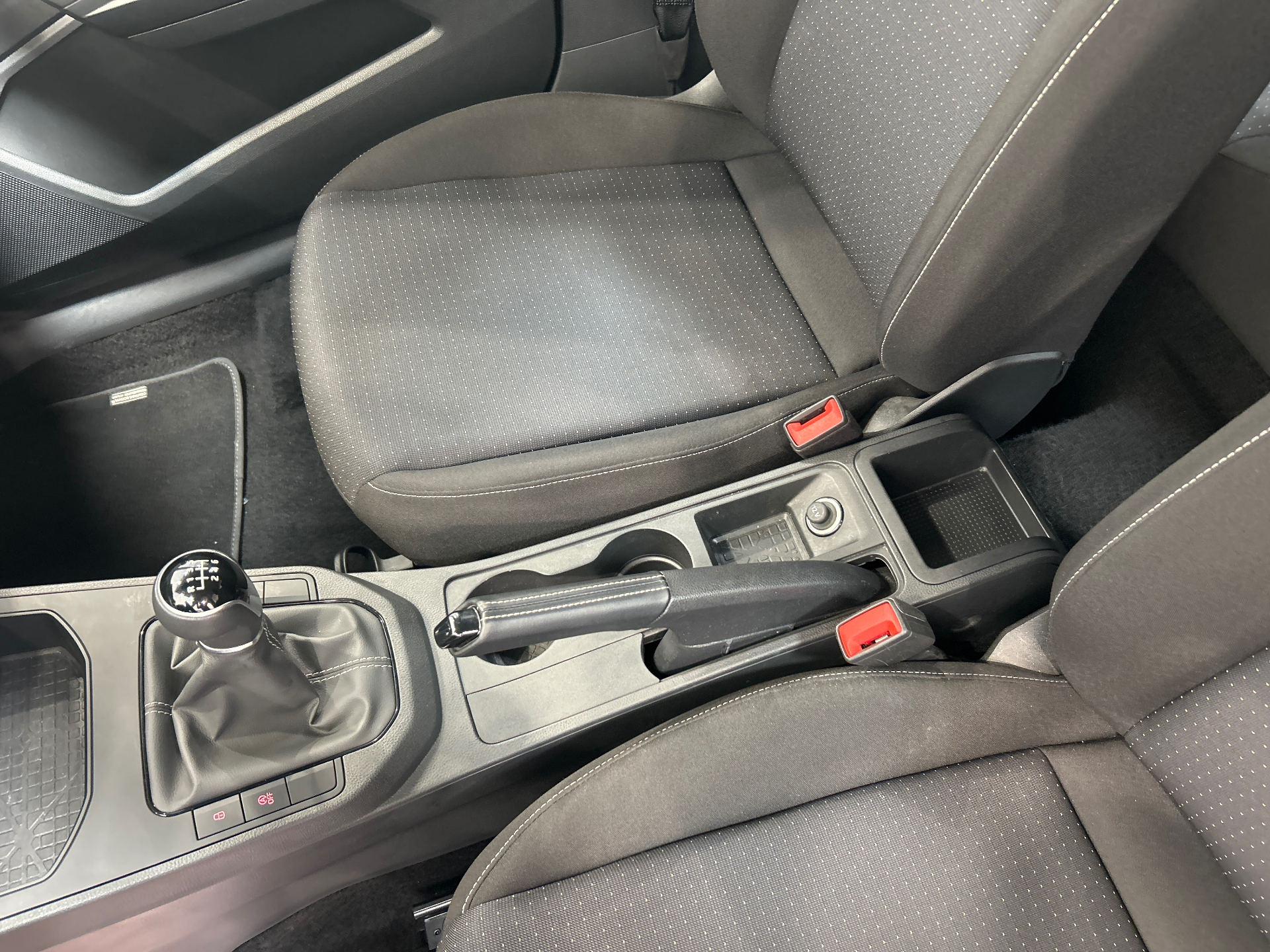 Photo 18 du véhicule SEAT IBIZA